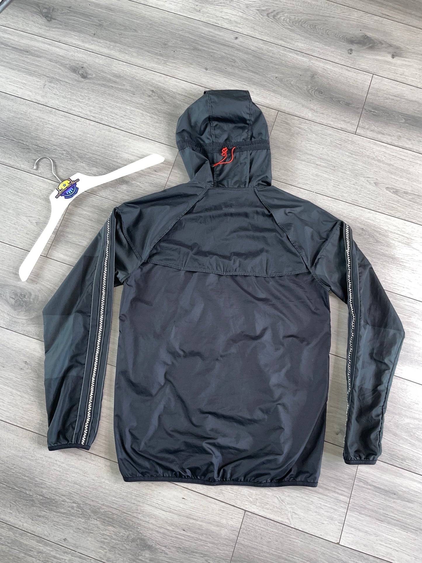Nike WildRun “Meekz” Windbreaker 🥷