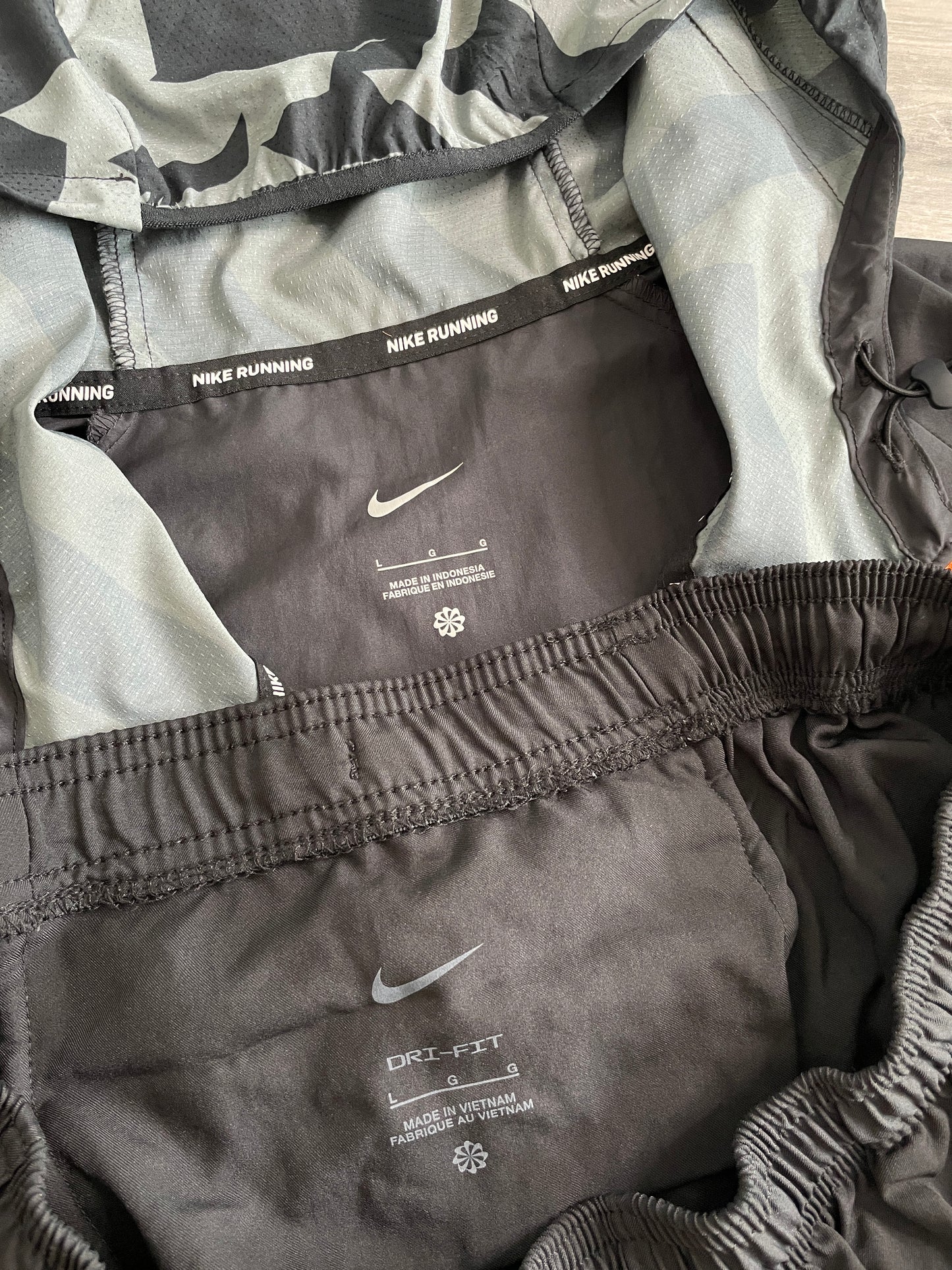 Nike “Ekiden” Tracksuit 🍊 (L)