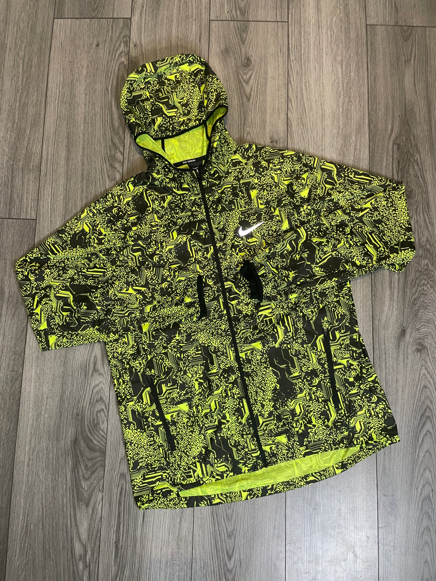 Nike Neon Digital Jacket 👾