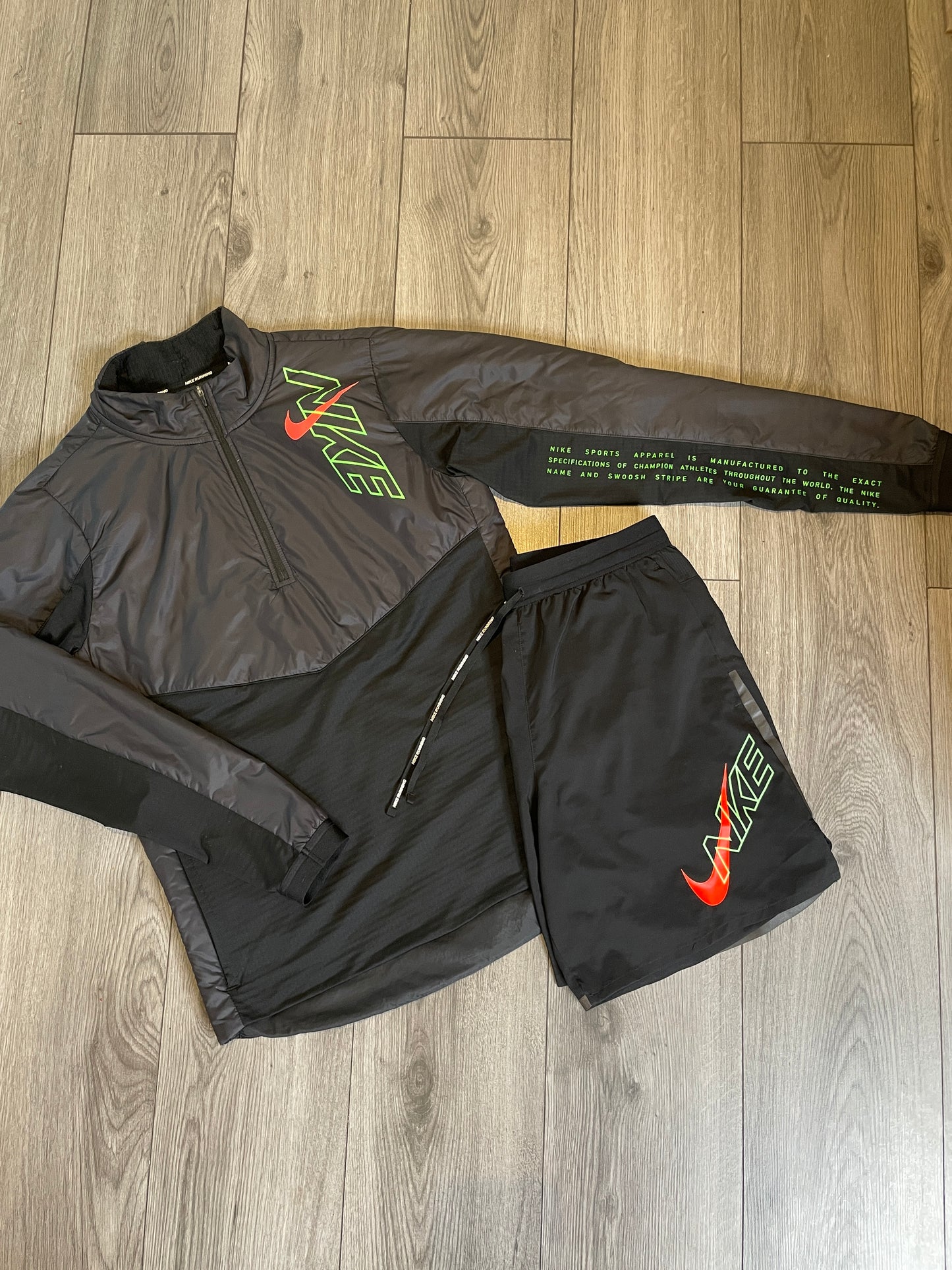 Nike Sports Apparel Set