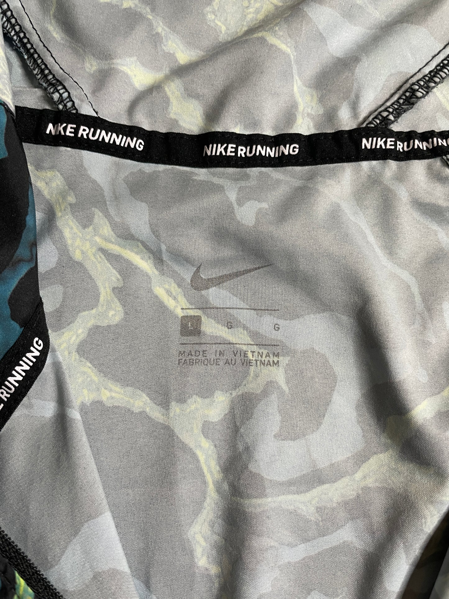 Nike WildRun Galaxy Windbreaker 🌌