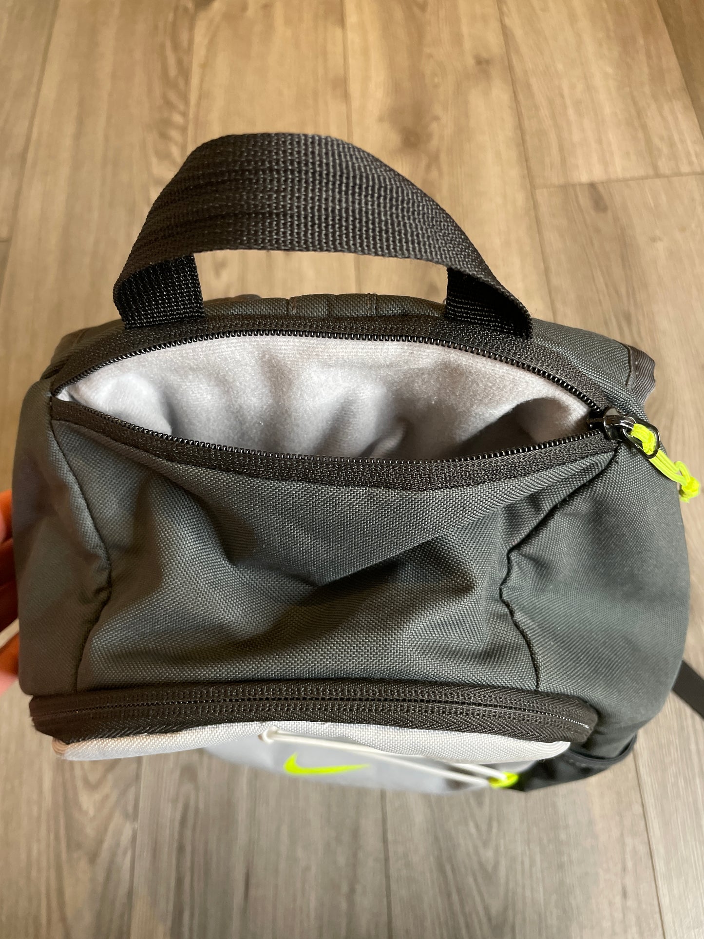 Nike Air Max neon backpack 🎒