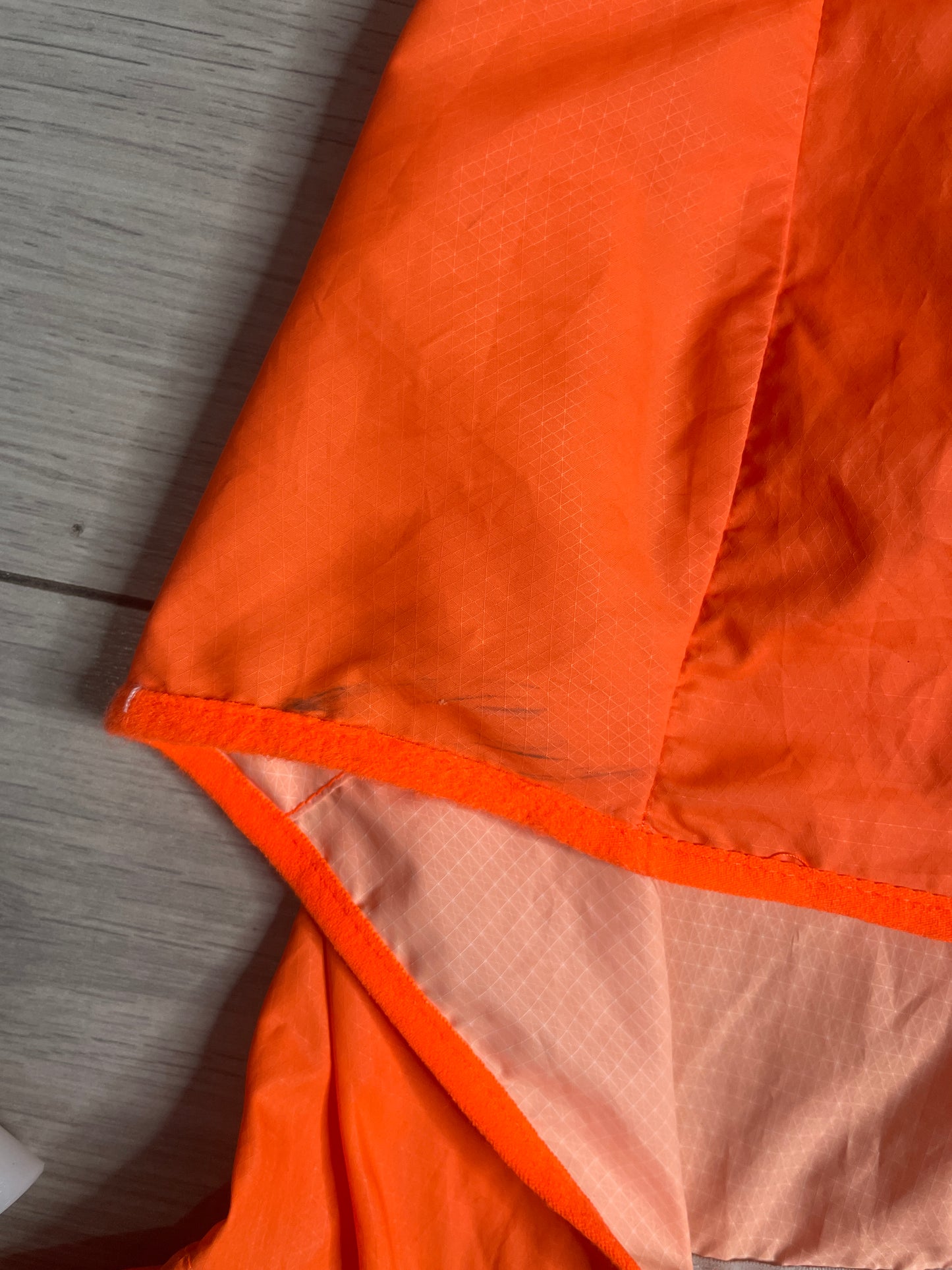 Nike Gradient Sunset Windbreaker