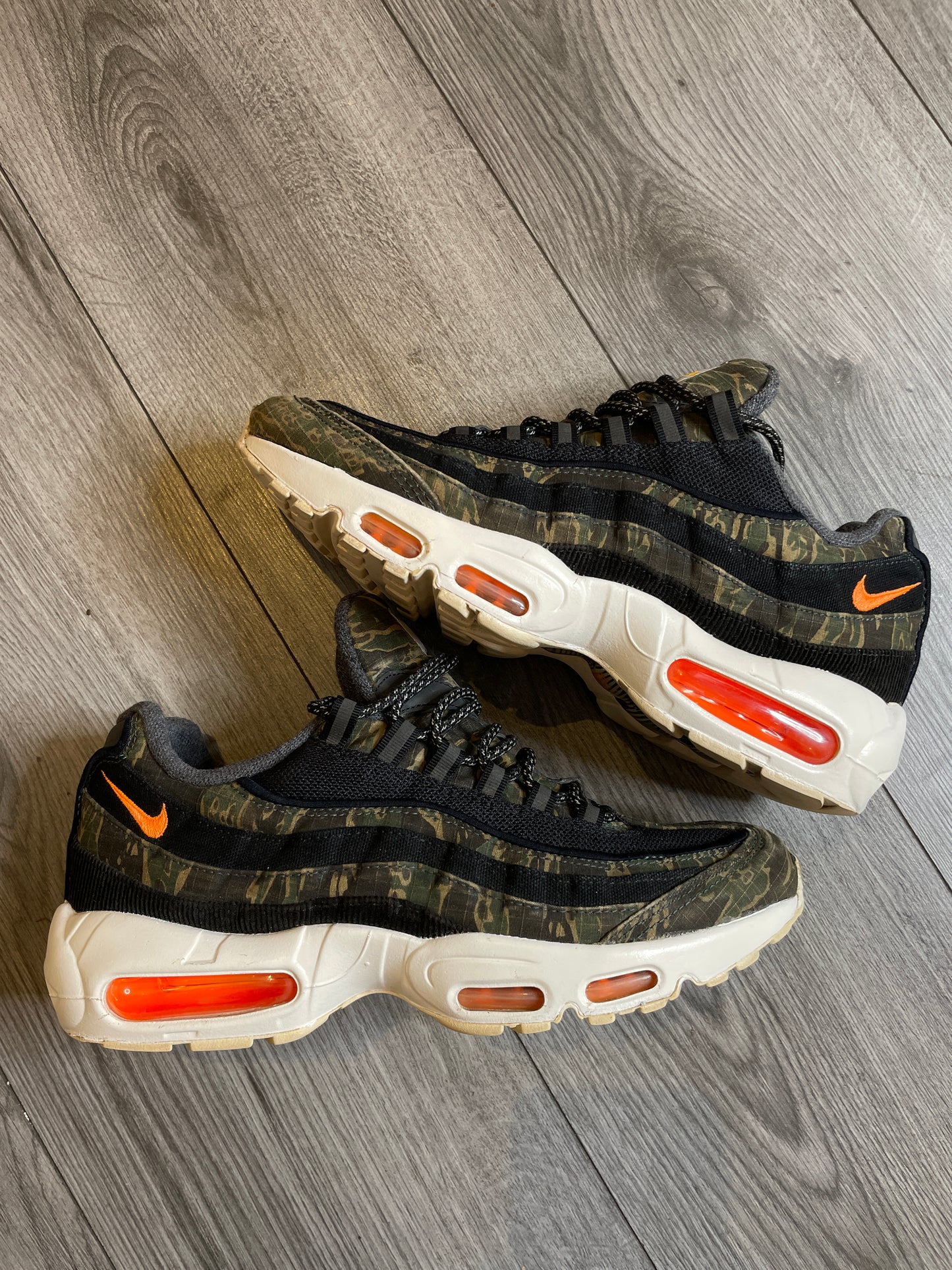 Air Max 95 x Carhartt