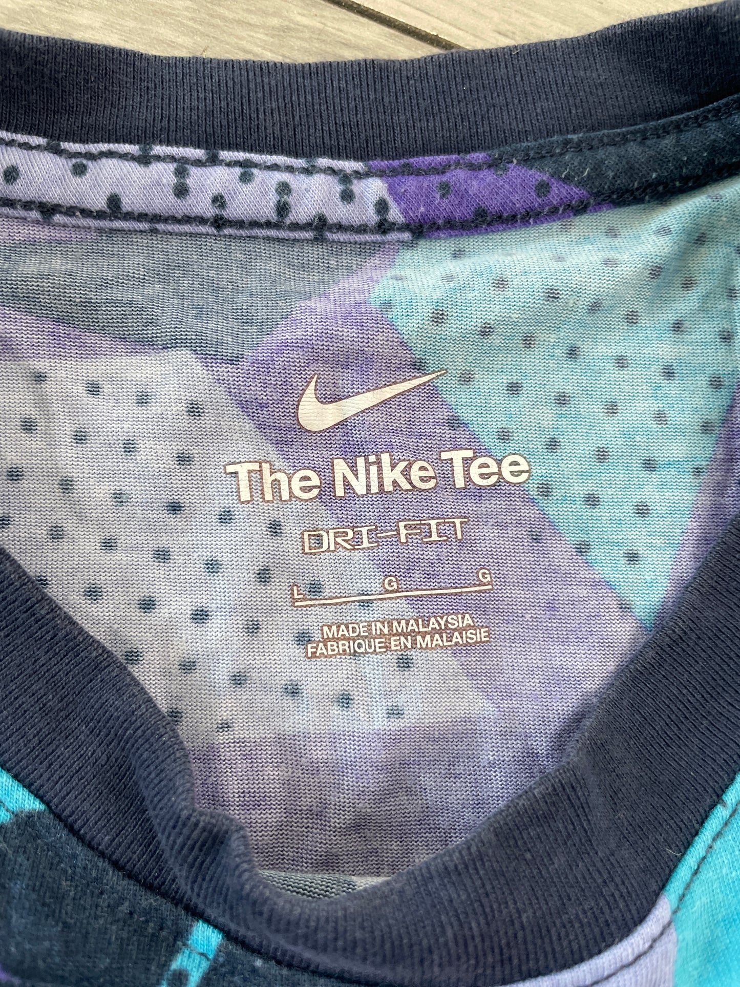 Nike Dri-Fit Graffiti Tshirt (L)