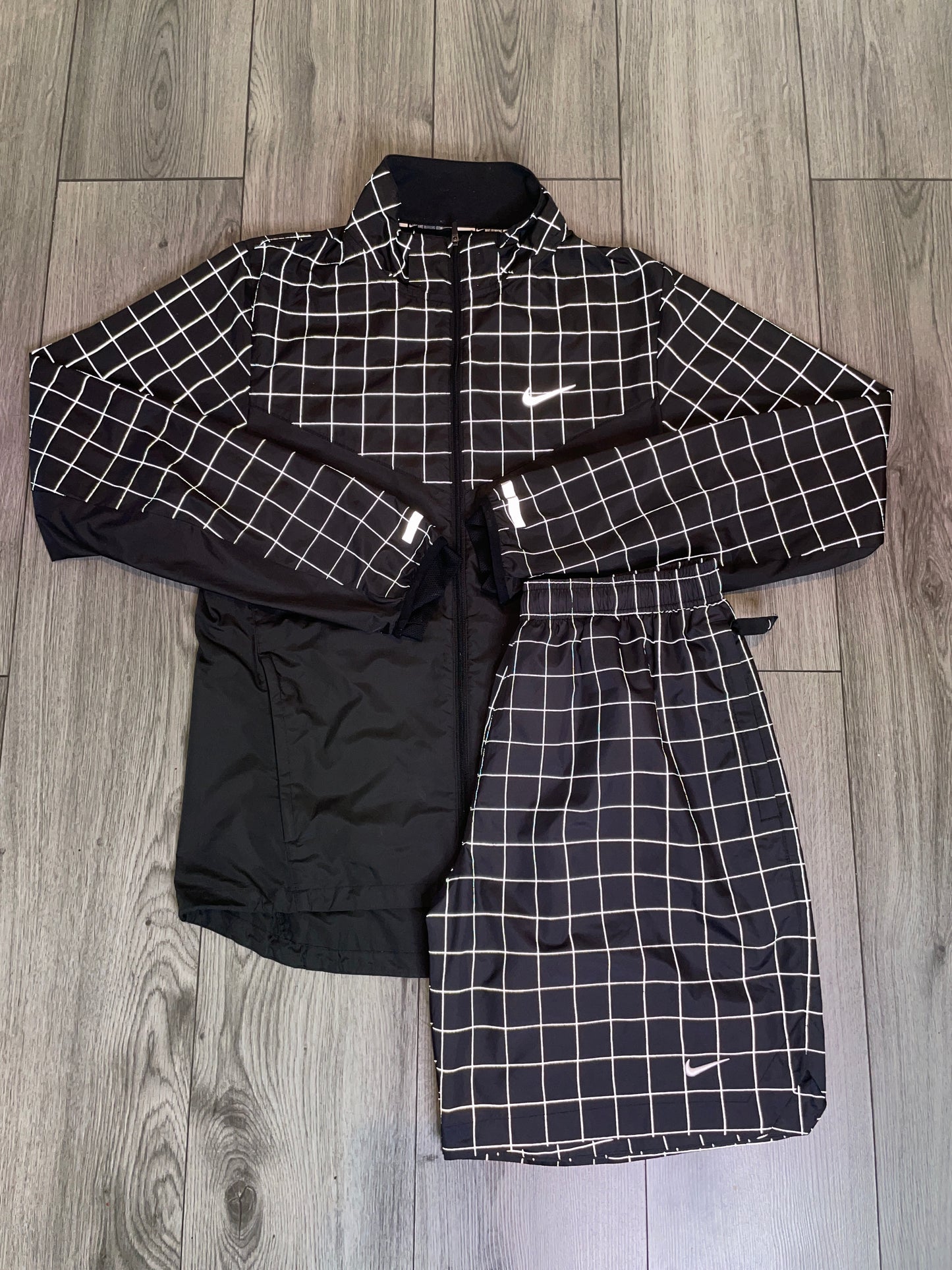 Nike Grid Flash Set 📸