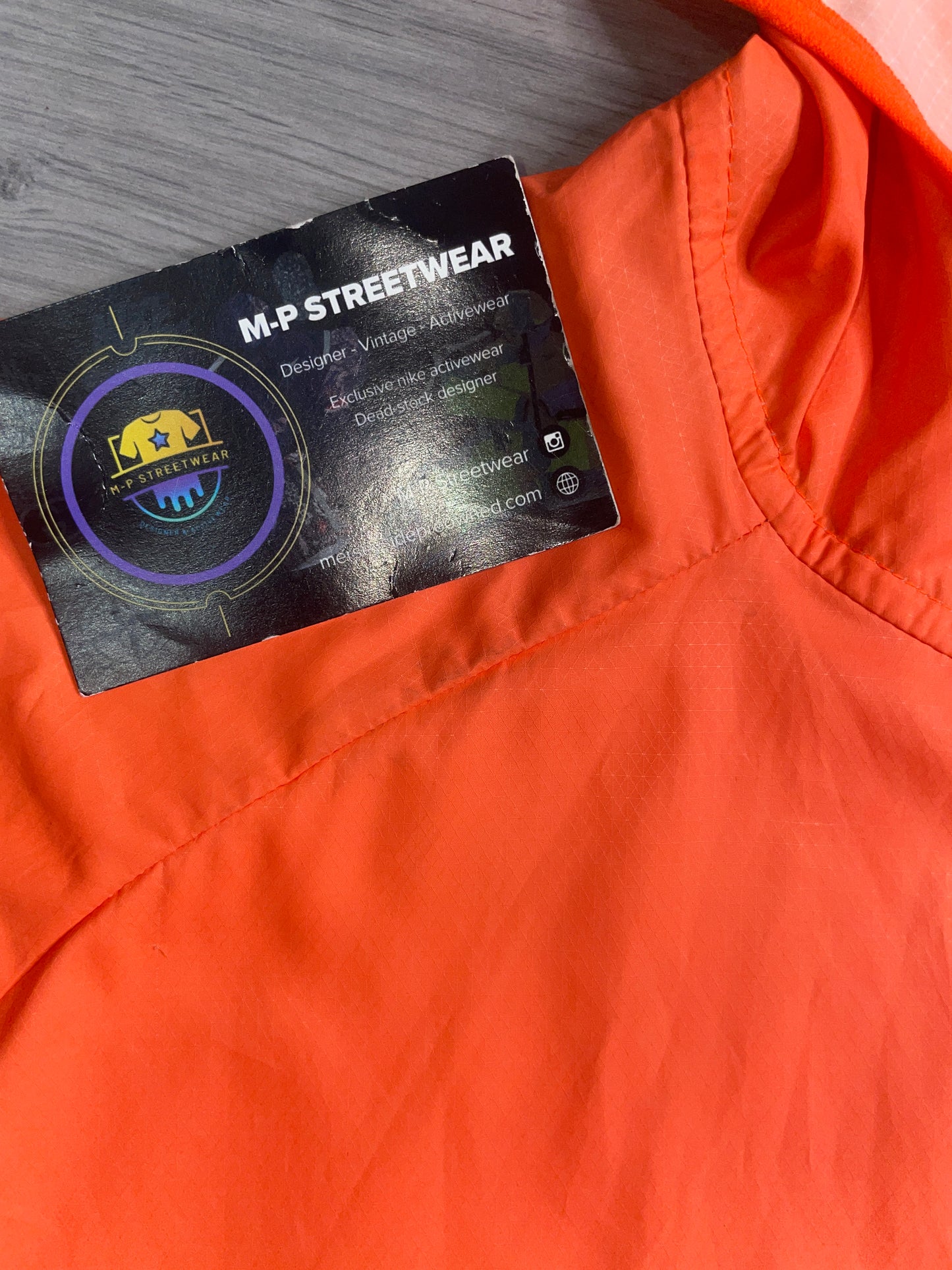 Nike Gradient Sunset Windbreaker (M)