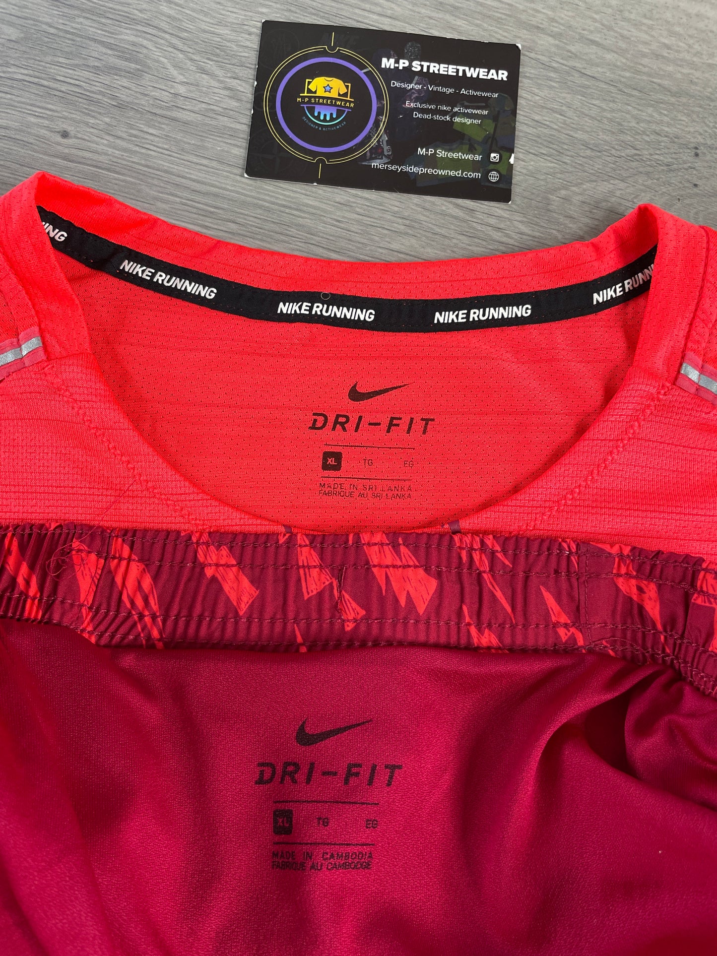 Nike Lightning Bolt Set ⚡️