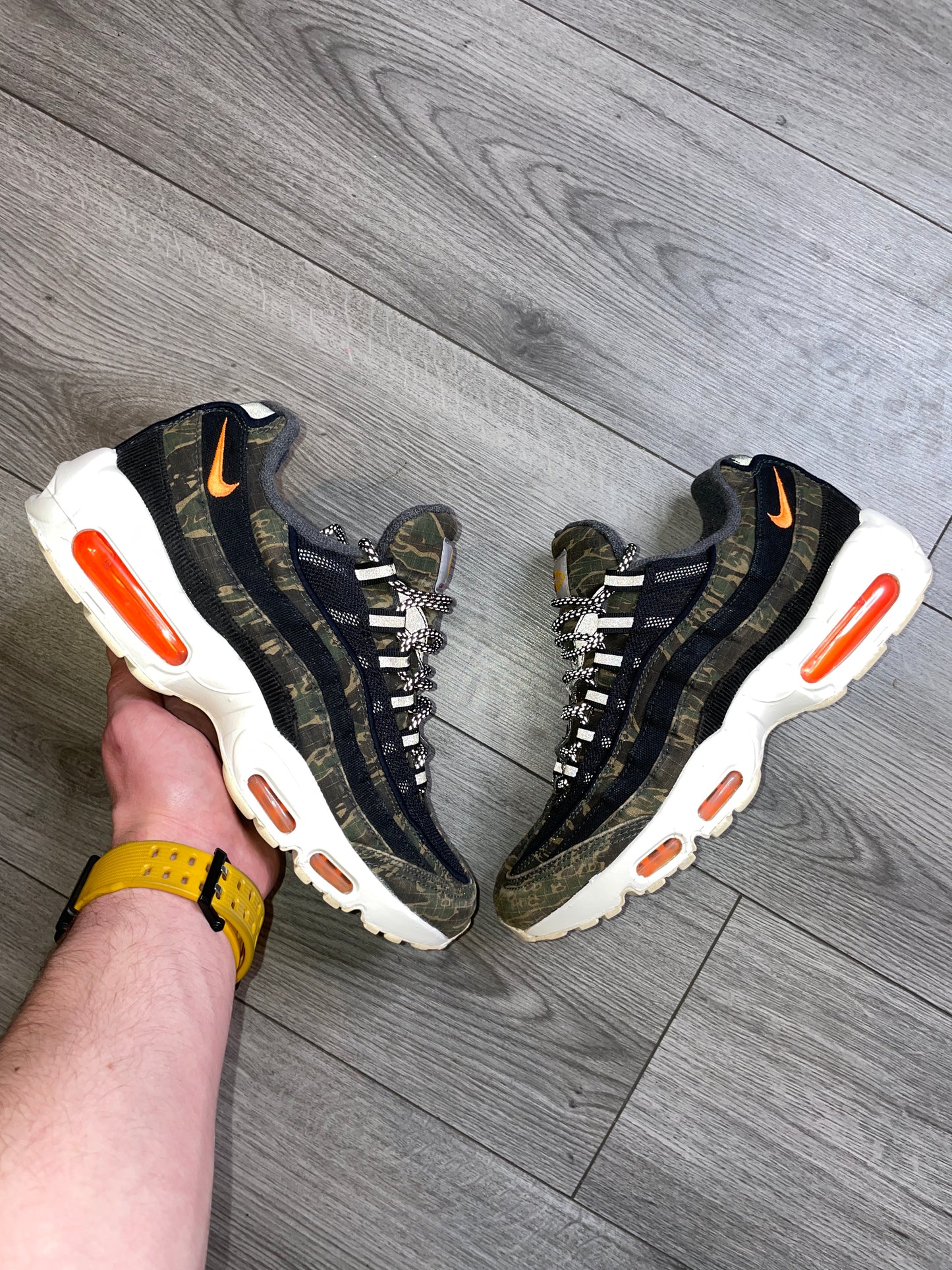 Air Max 95 x Carhartt