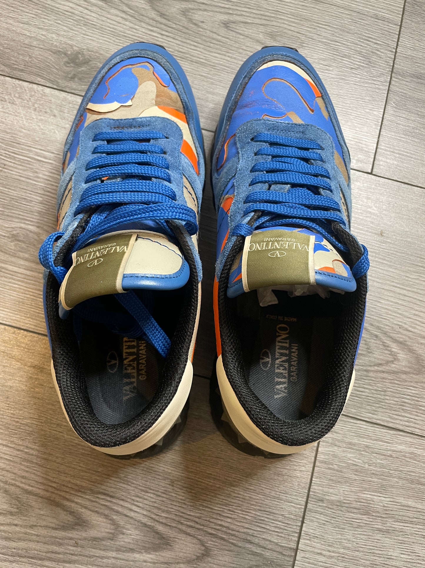 Valentino rock runners