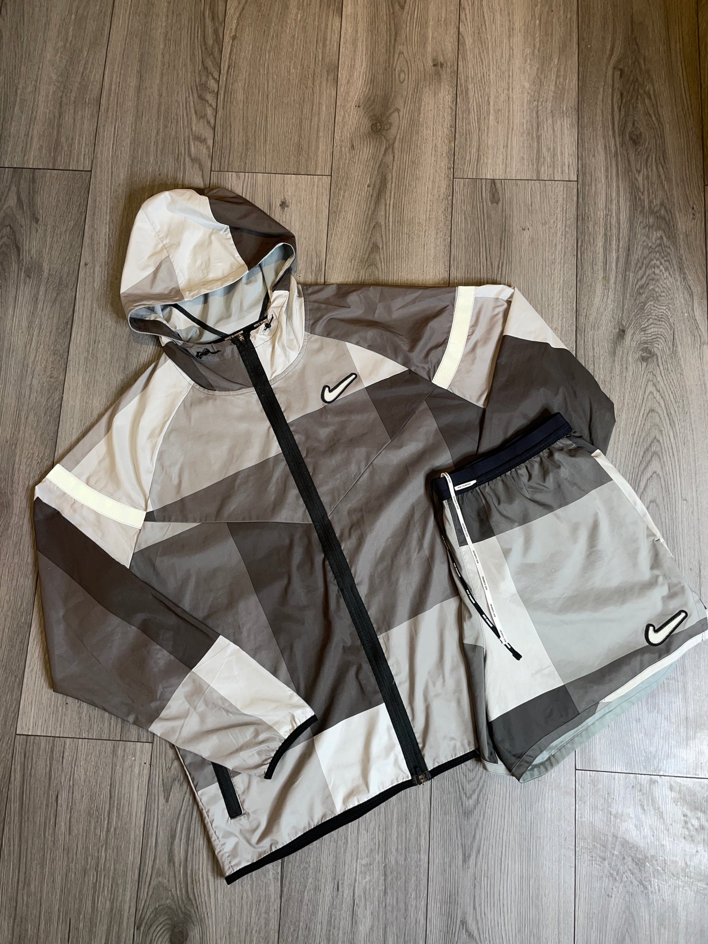 Nike patchwork grey set 🧩
