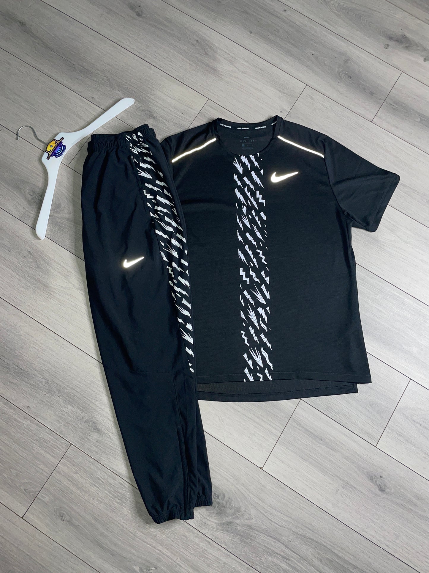 Nike Bolt Set ⚡️