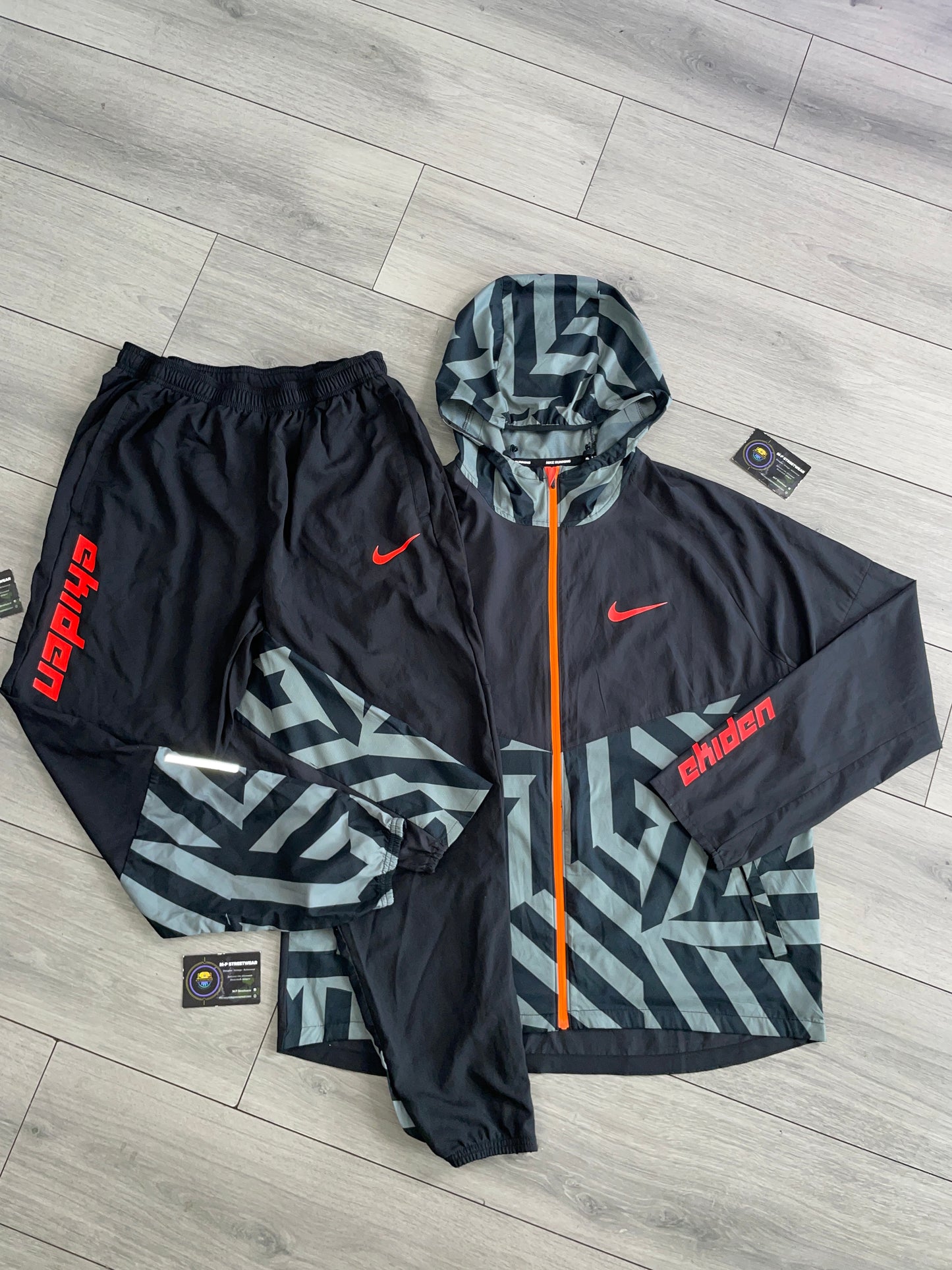 Nike “Ekiden” Tracksuit 🍊 (L)
