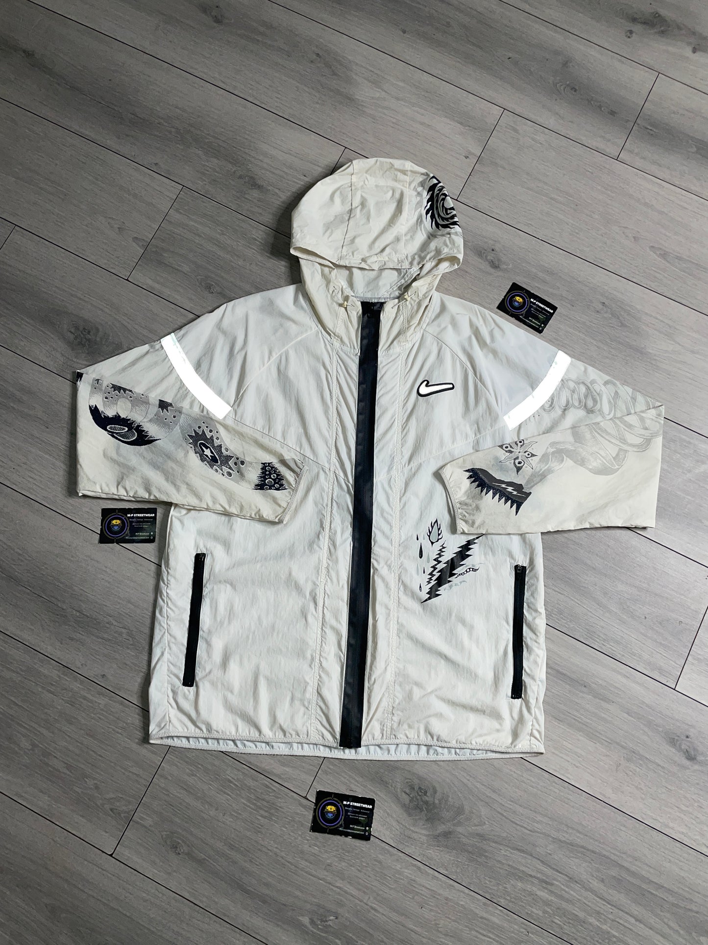 Nike Tokyo “Dragon” Windbreaker (XL)
