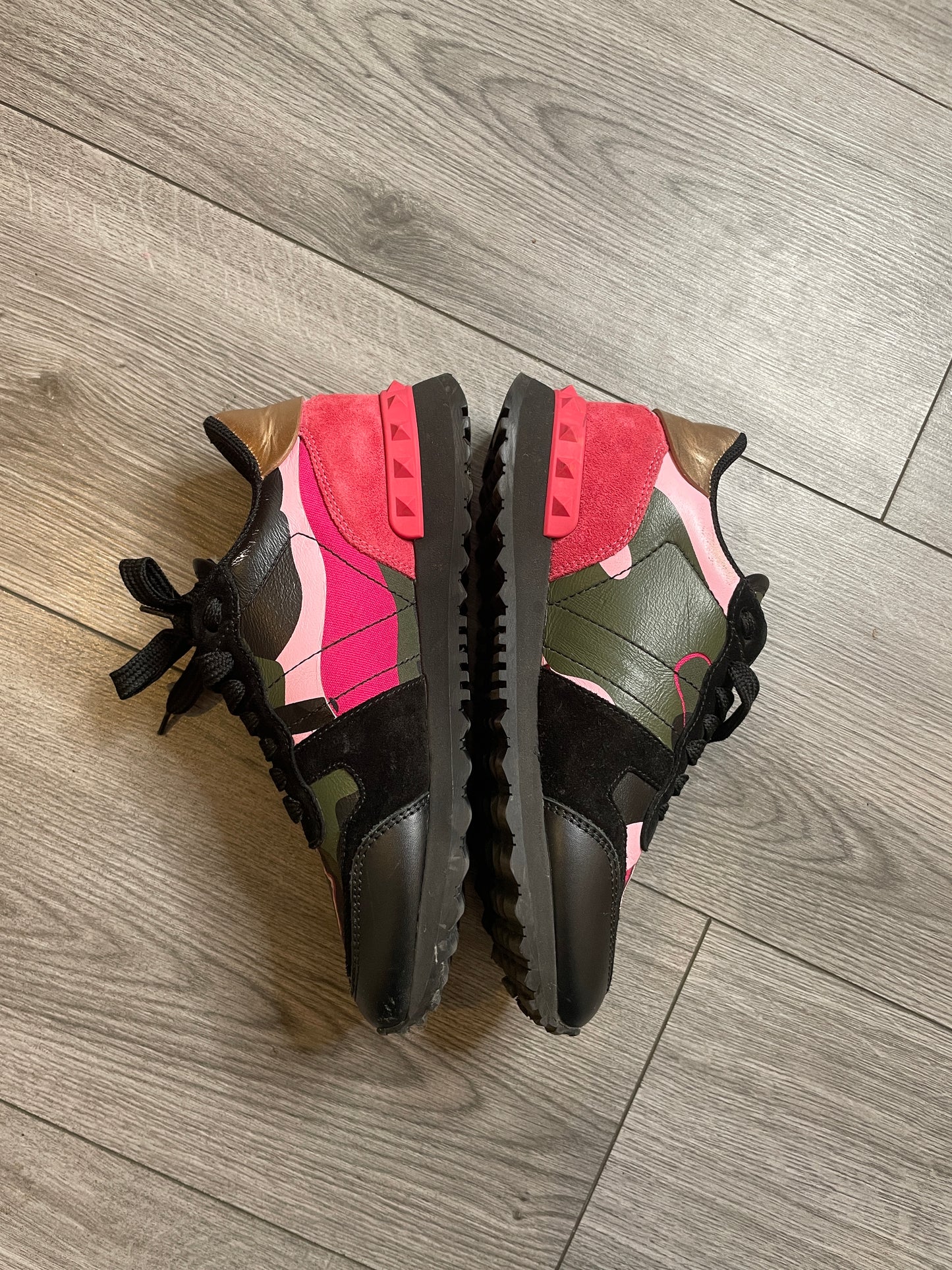 Valentino rockrunners