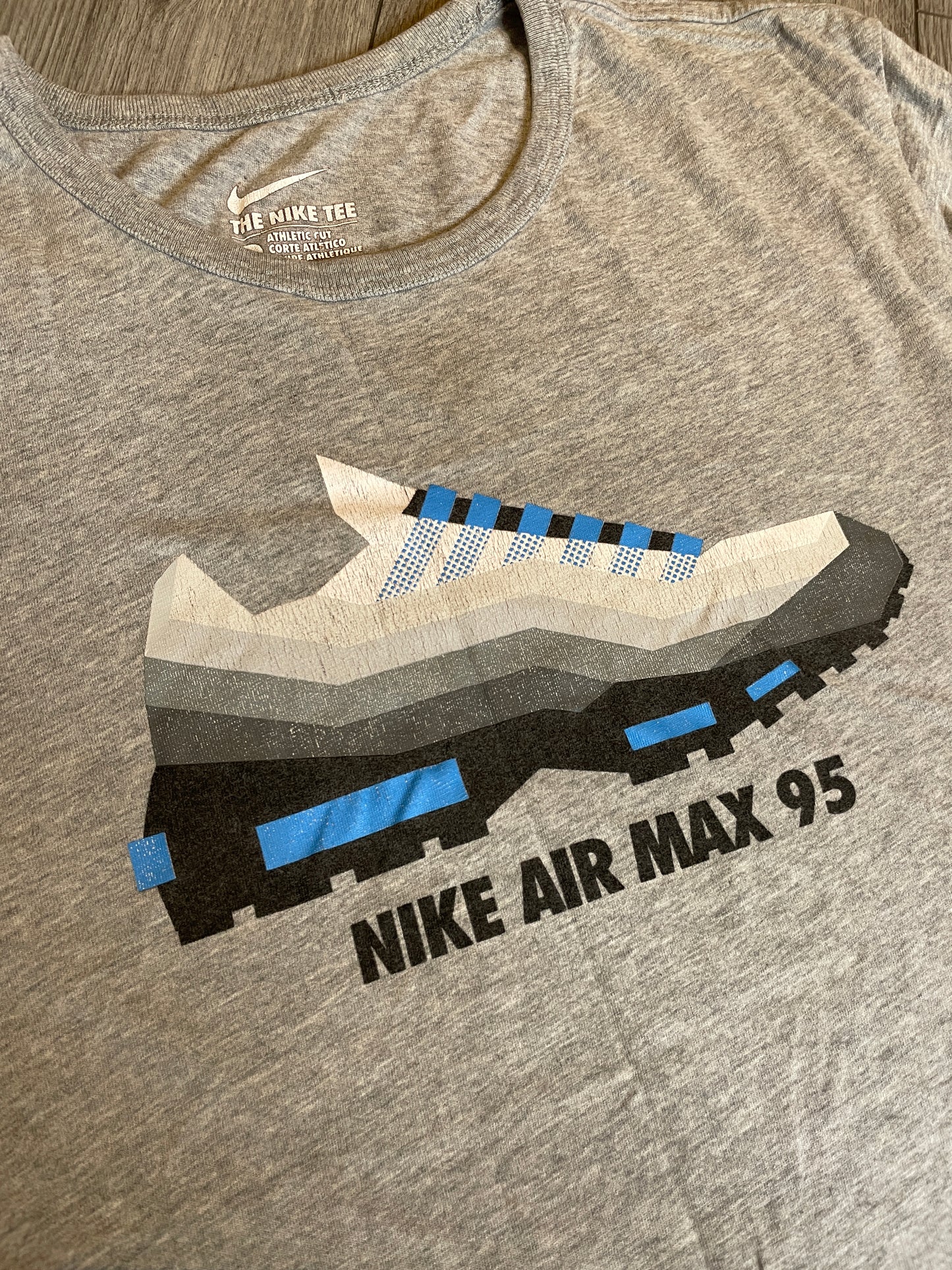Nike Airmax crystal blue tshirt