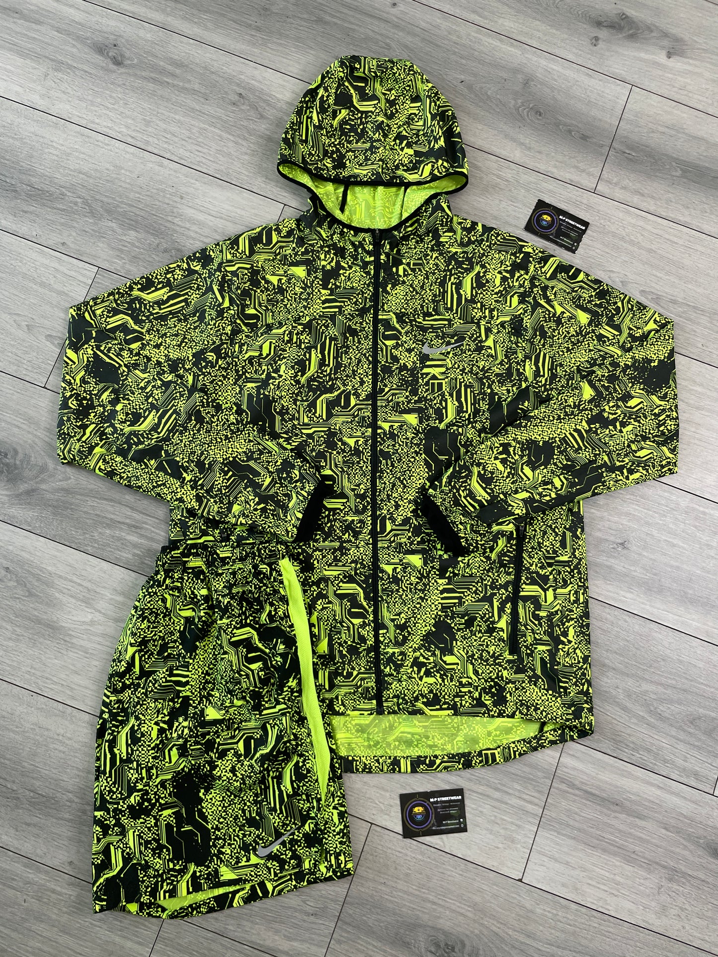 Nike Digital Set Neon (L)