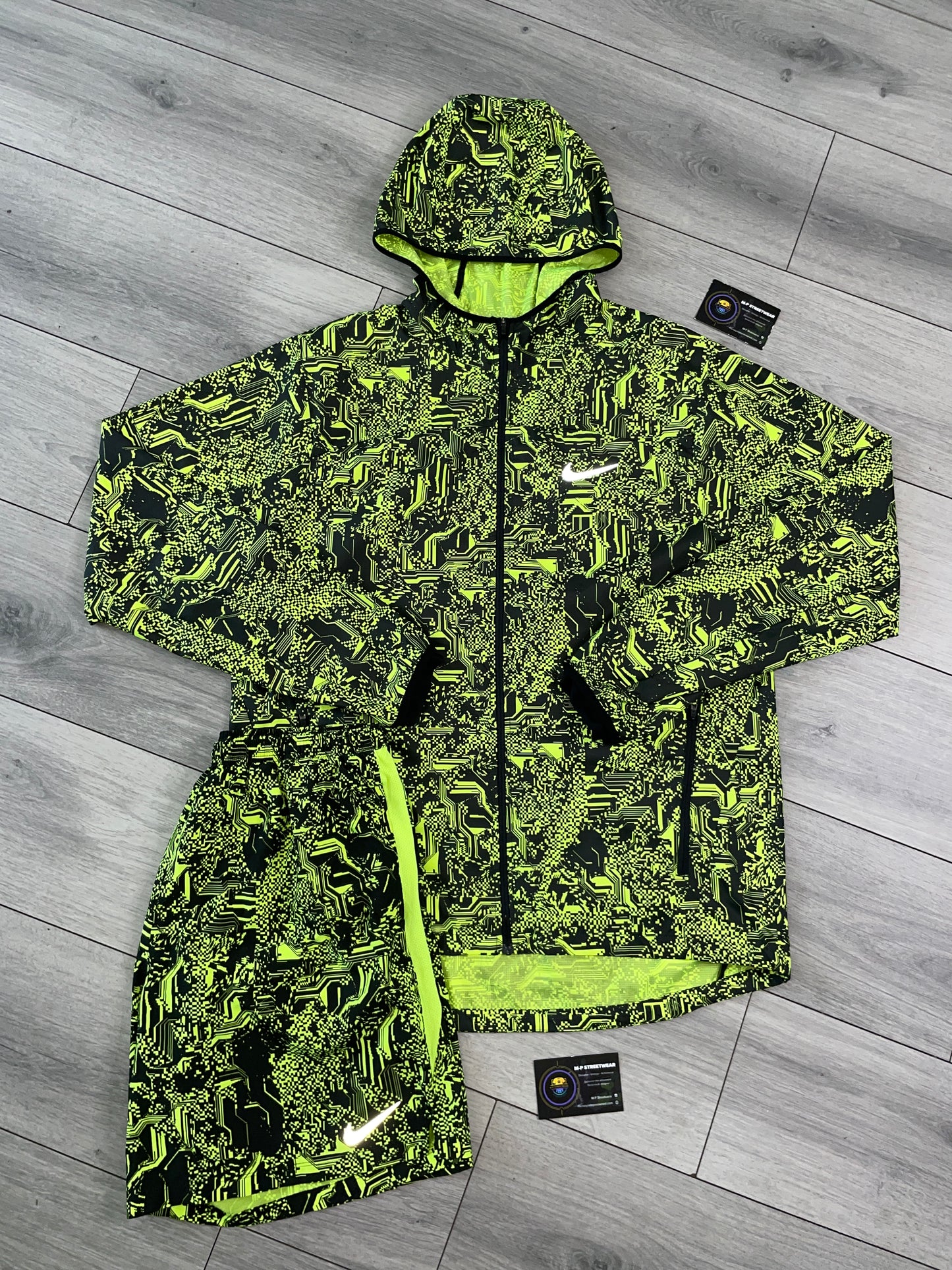 Nike Digital Set Neon (L)