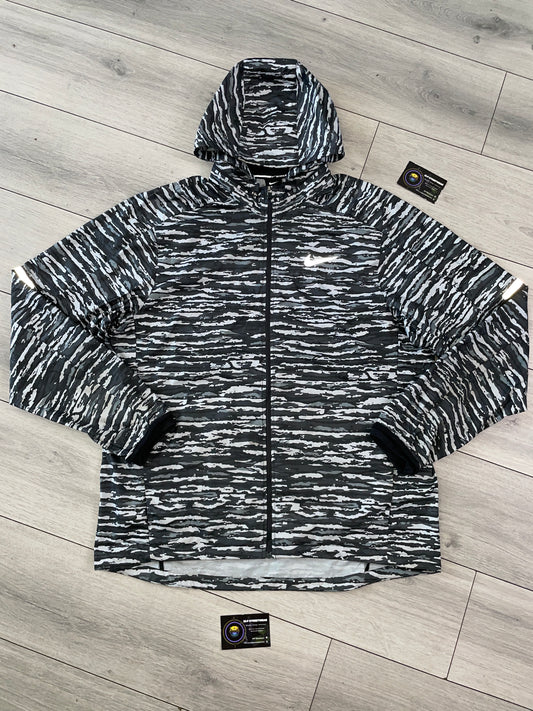 Nike Zebra Windbreaker (XL)🦓