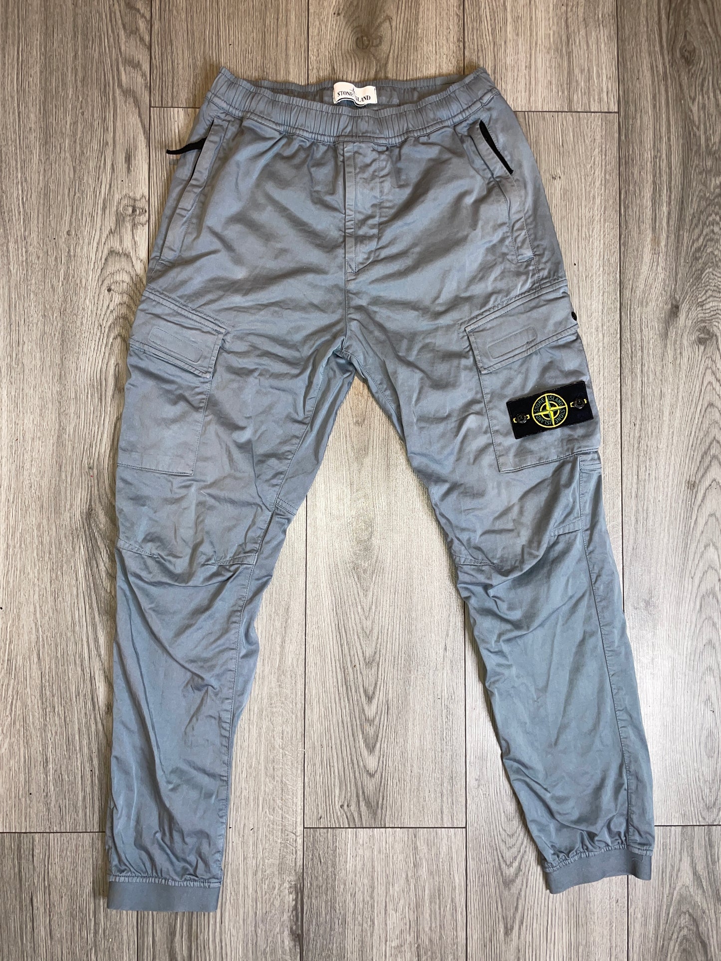 Stone island cargos grey 30”