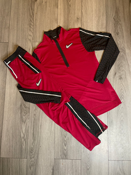 Nike Wild-Run tracksuit