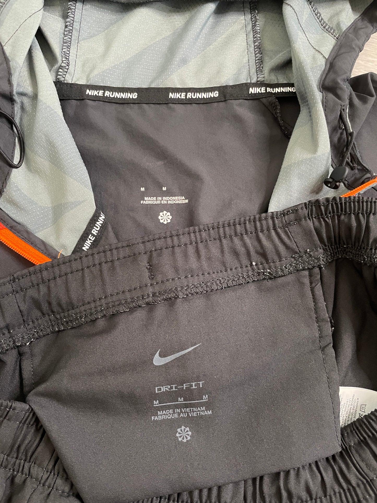 Nike “Ekiden” Tracksuit 🍊 (M)