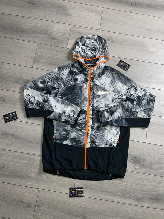 Nike Kiger Windbreaker (XL)