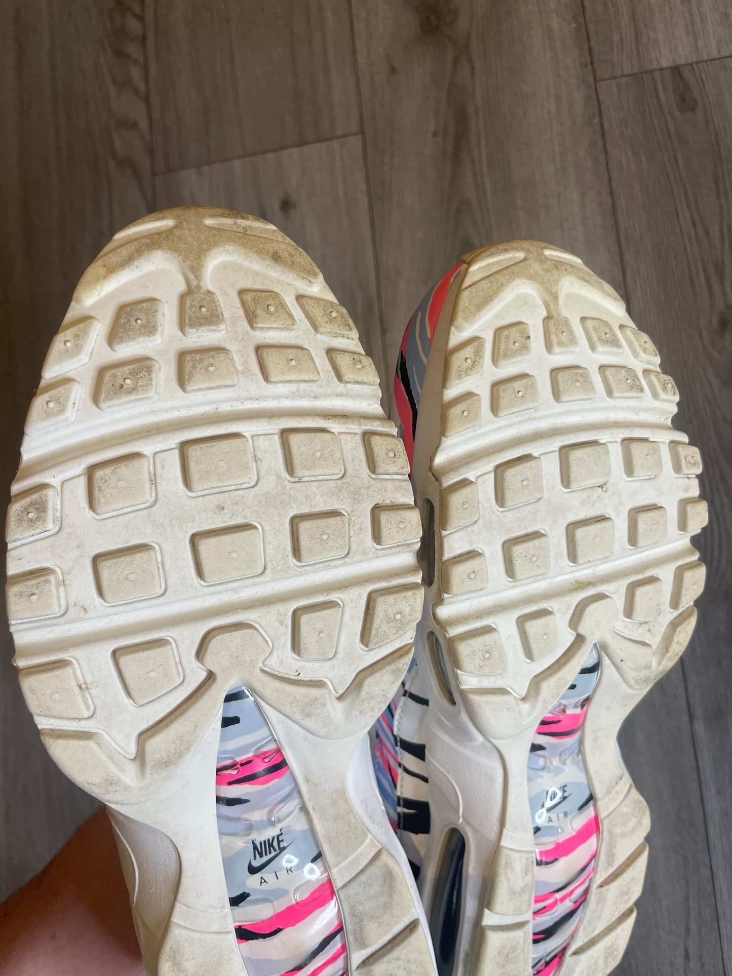 Air Max 95 Korea country pack