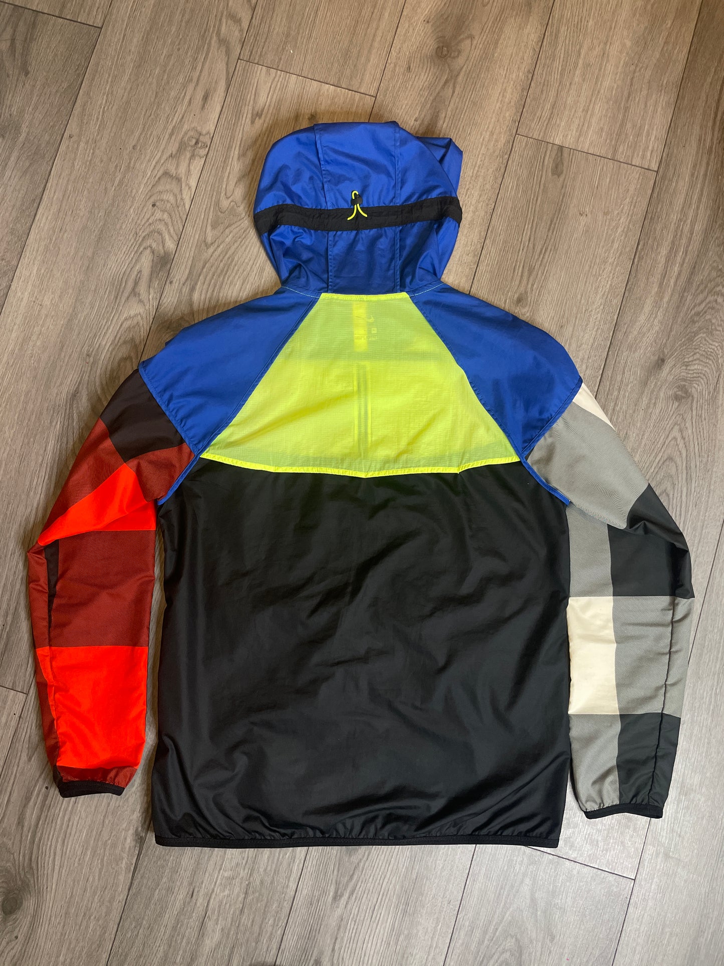 Nike Wild-Run Meekz windbreaker