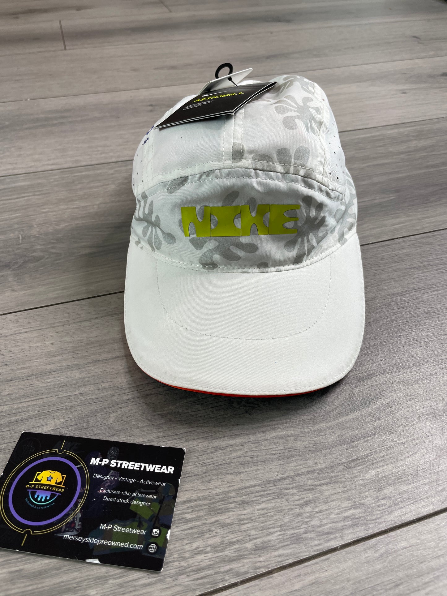 Nike A.I.R Chaz Bear Cap 🧢