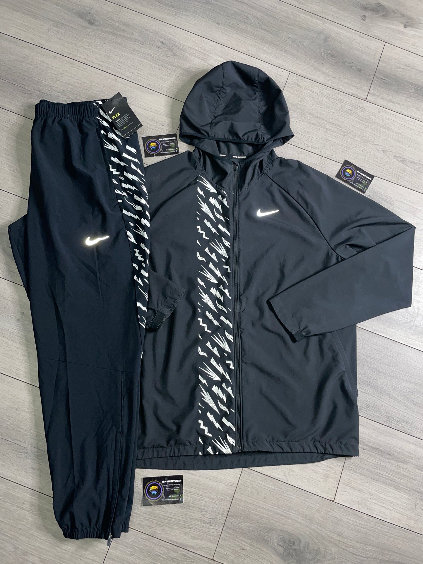 Nike Bolt Tracksuit ⚡️ (L)