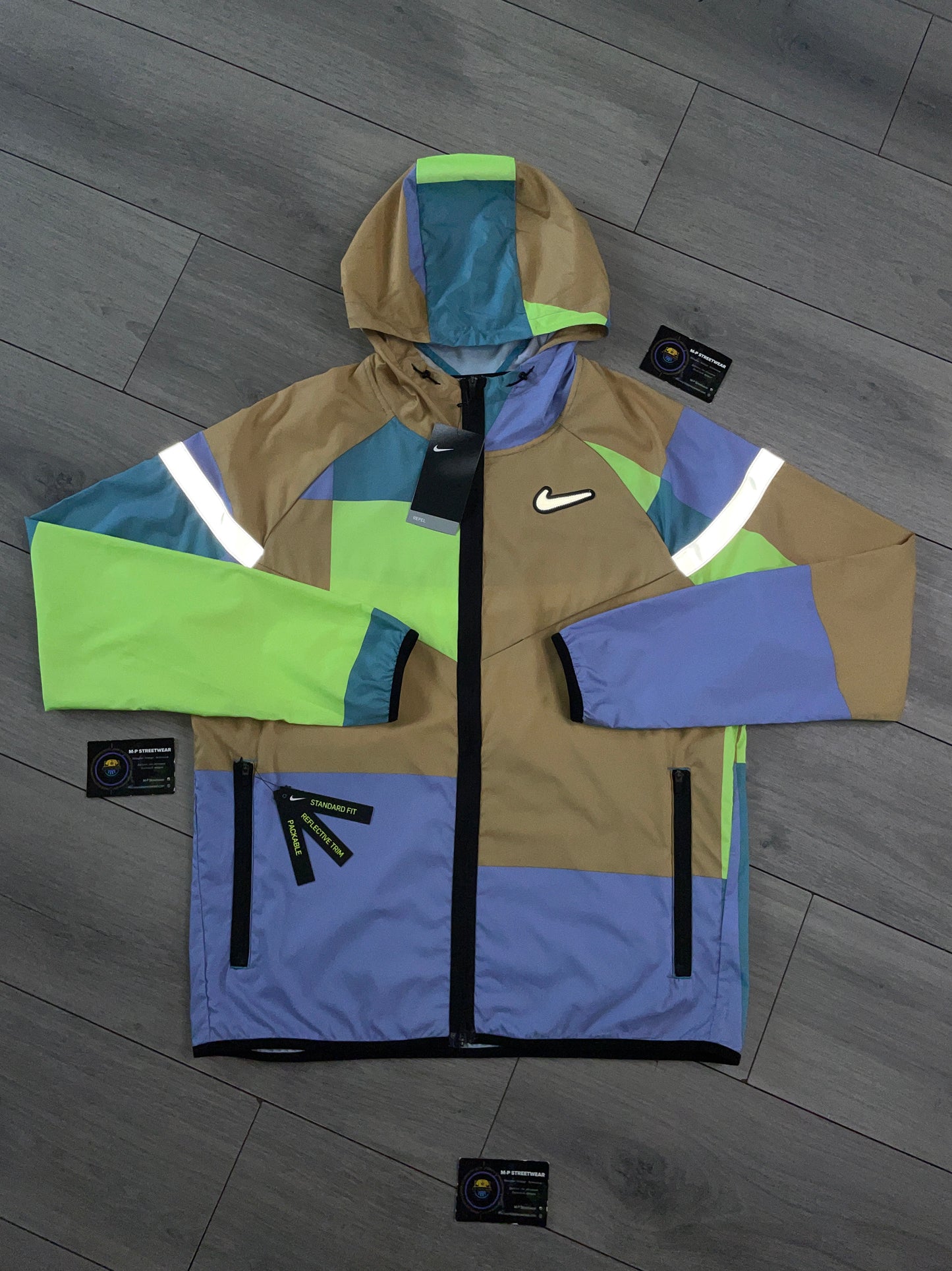 Nike Patchwork Windbreaker (M)