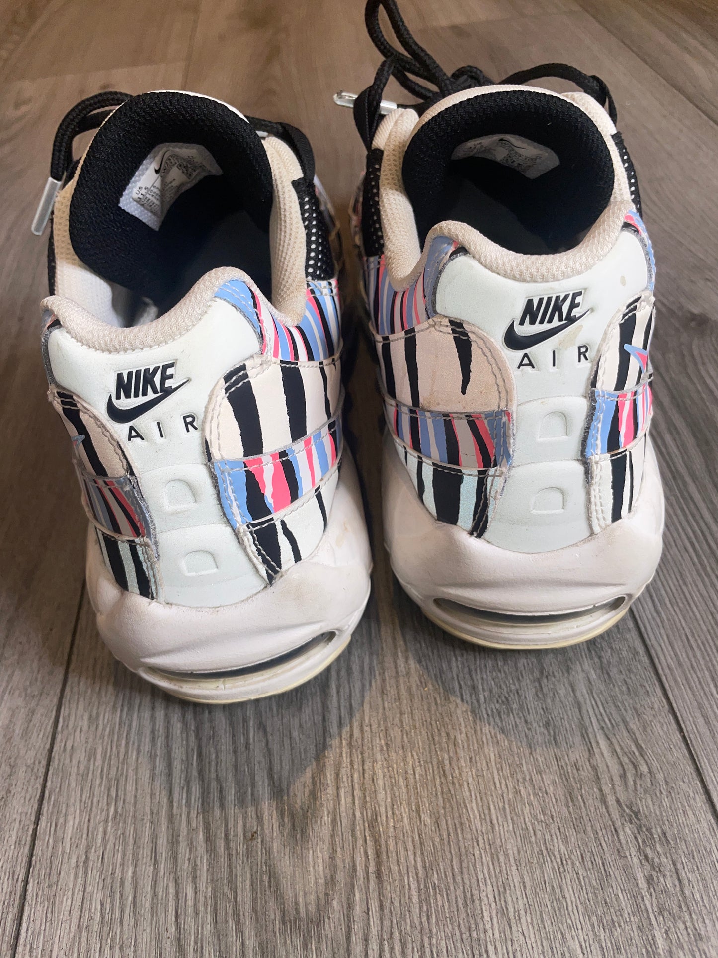 Air Max 95 Korea country pack