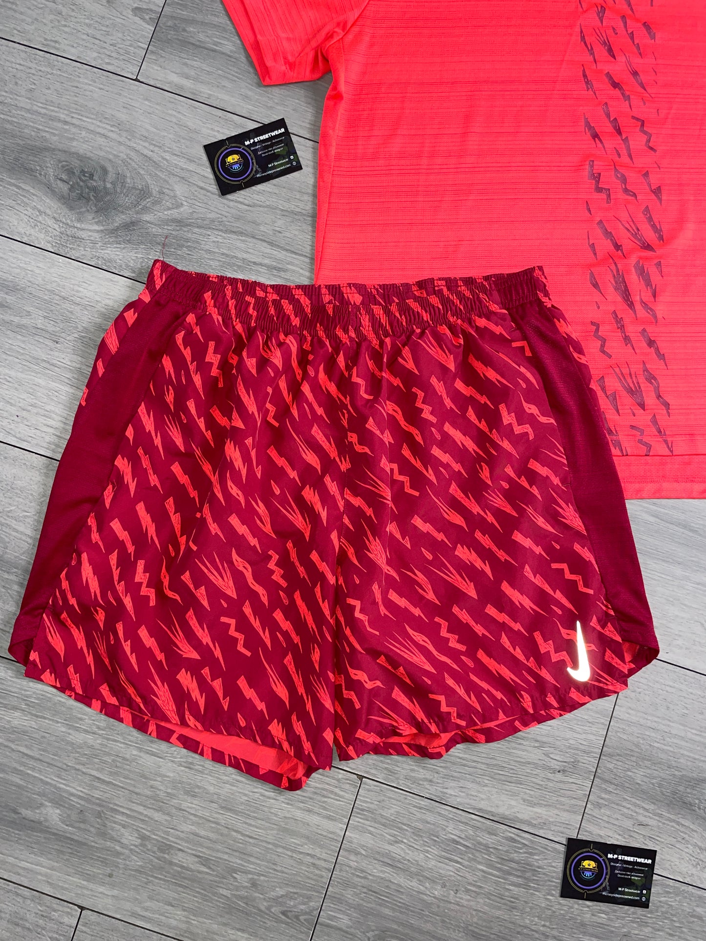 Nike Bolt Shorts Set (XL)