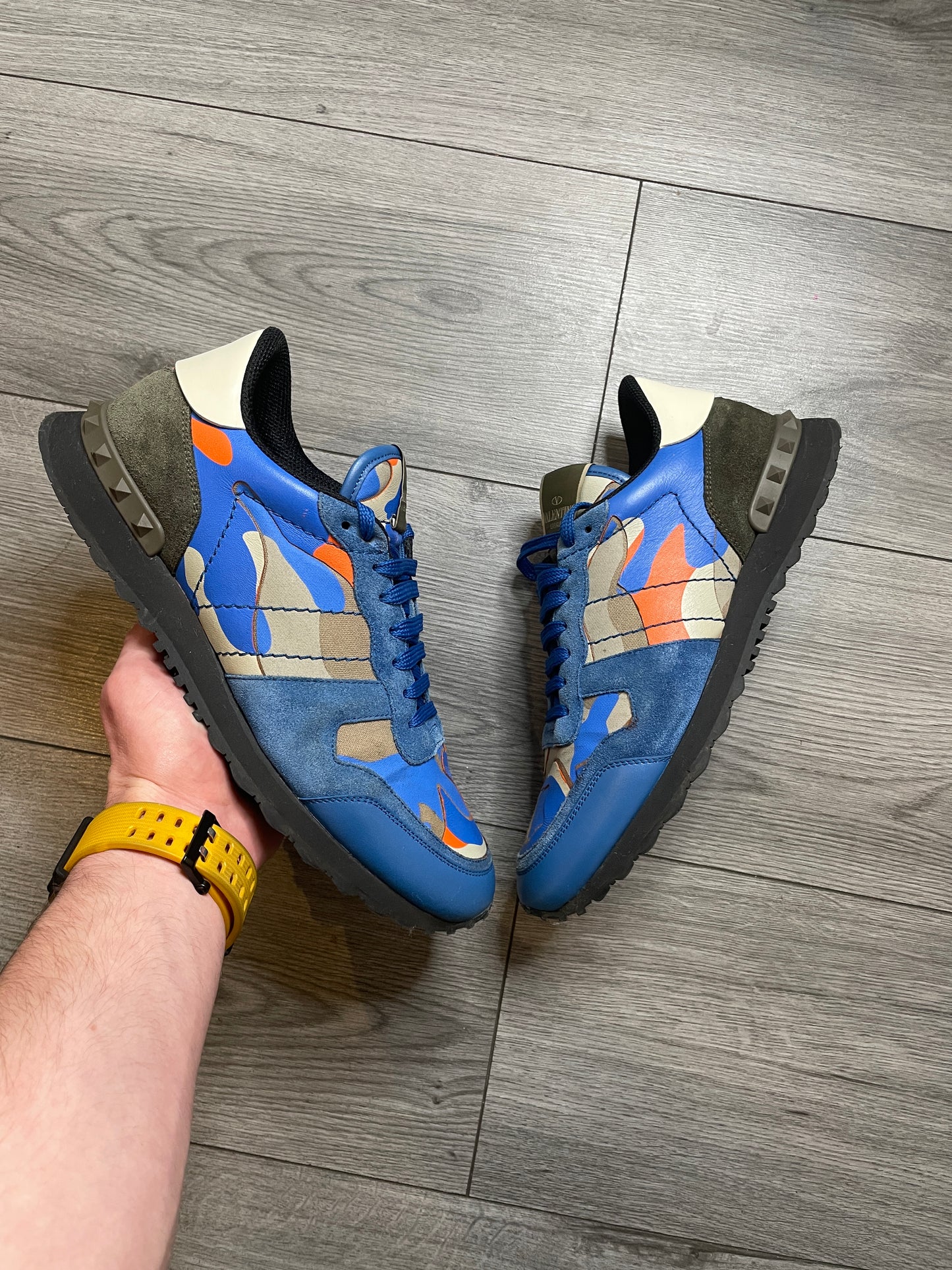 Valentino rock runners