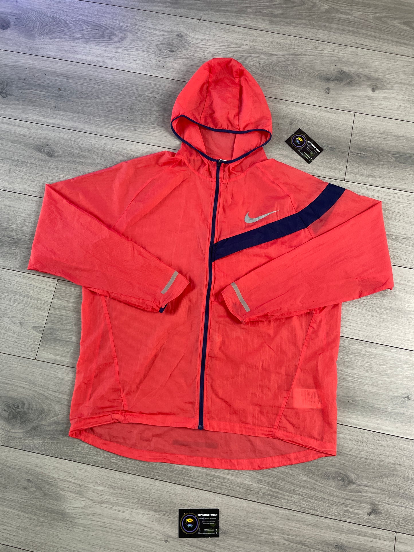 Nike Impossibly Light Windbreaker