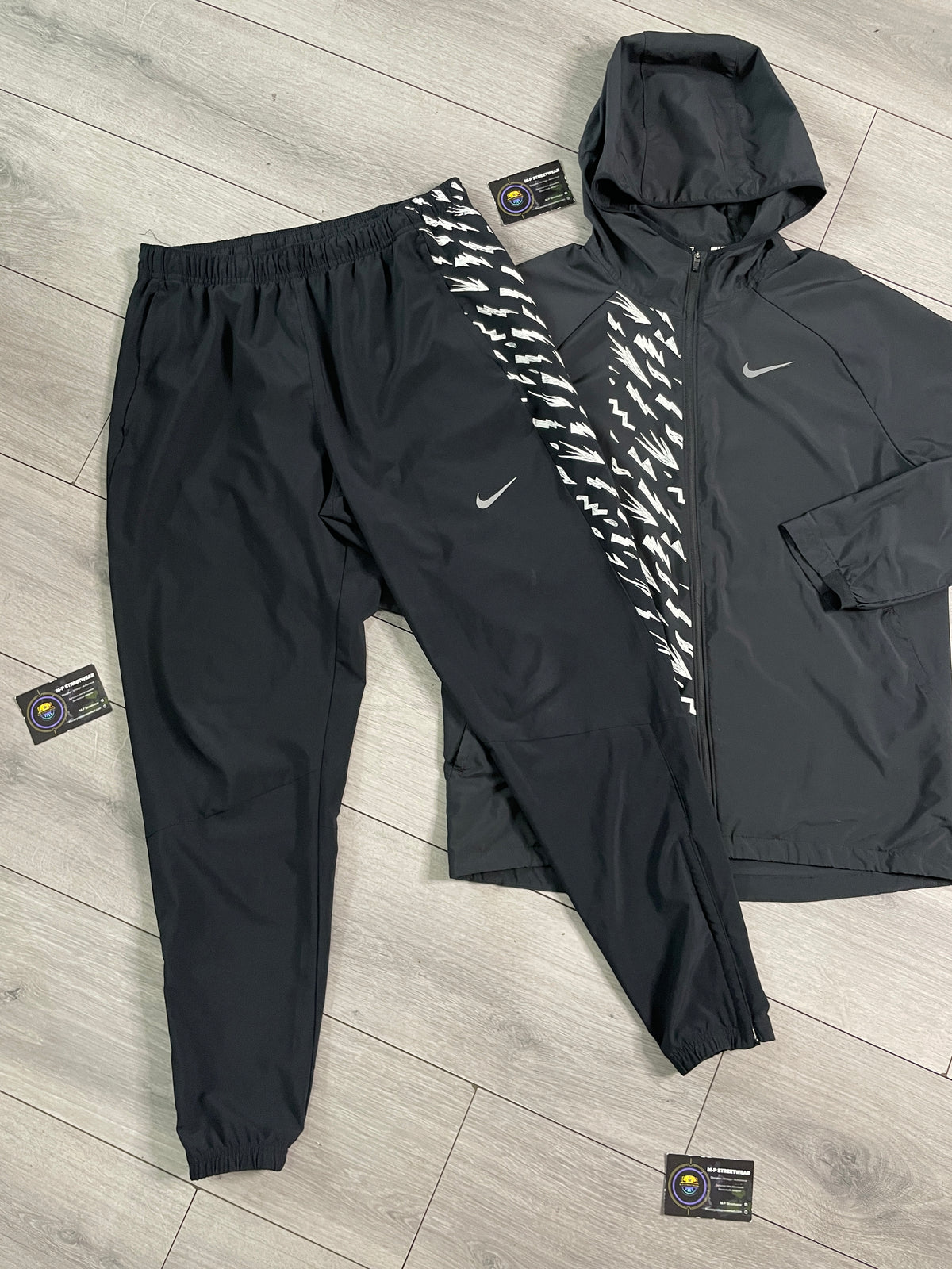 Nike Bolt Tracksuit ⚡️