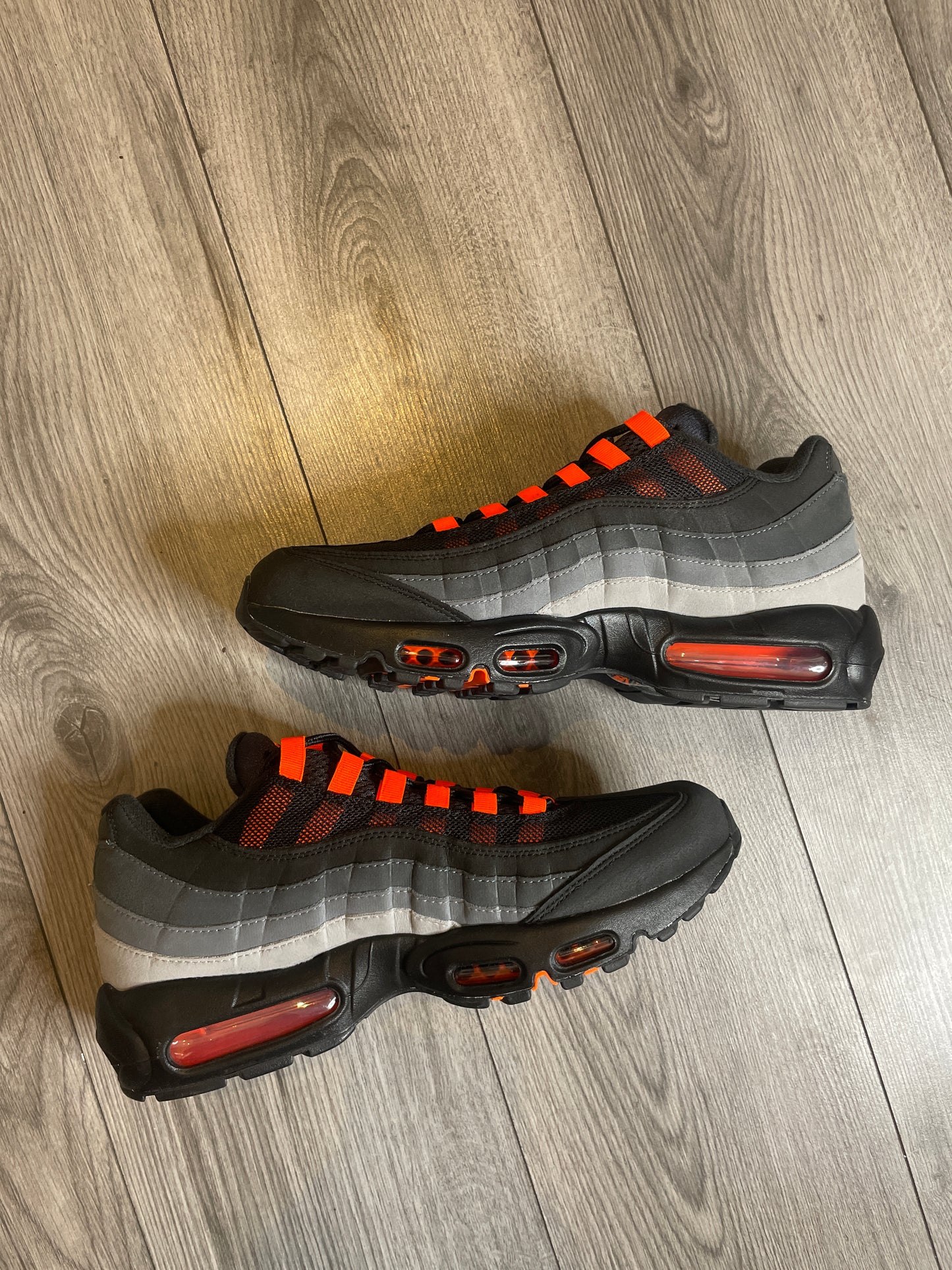Airmax 95 Hyper Crimson 9.5UK