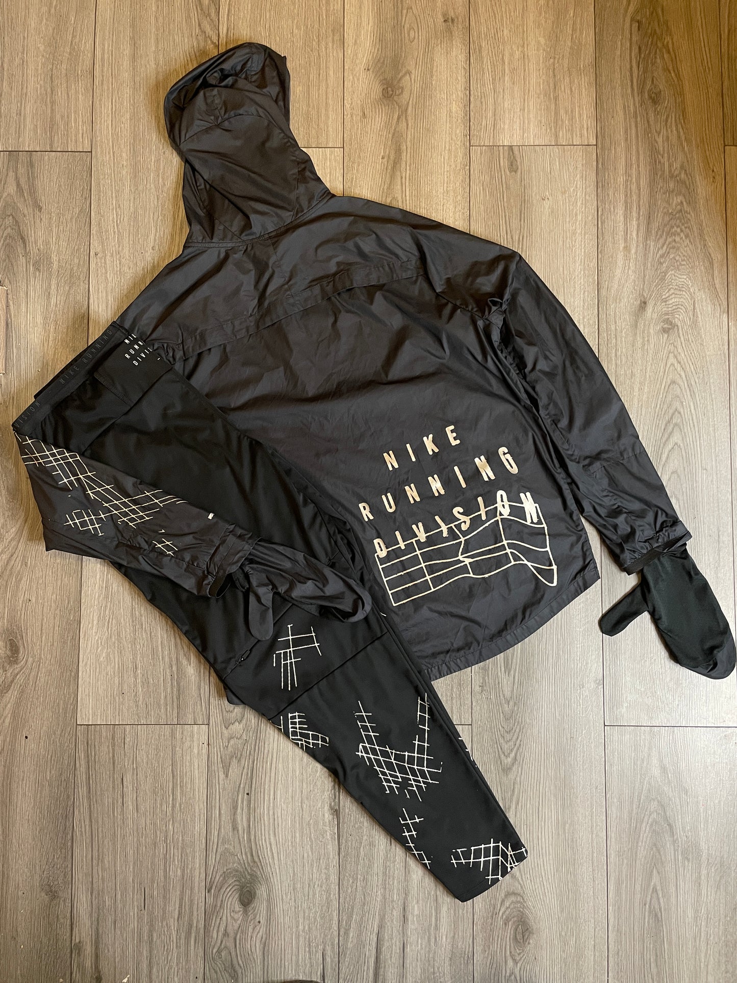 Nike Running Division set 🥷