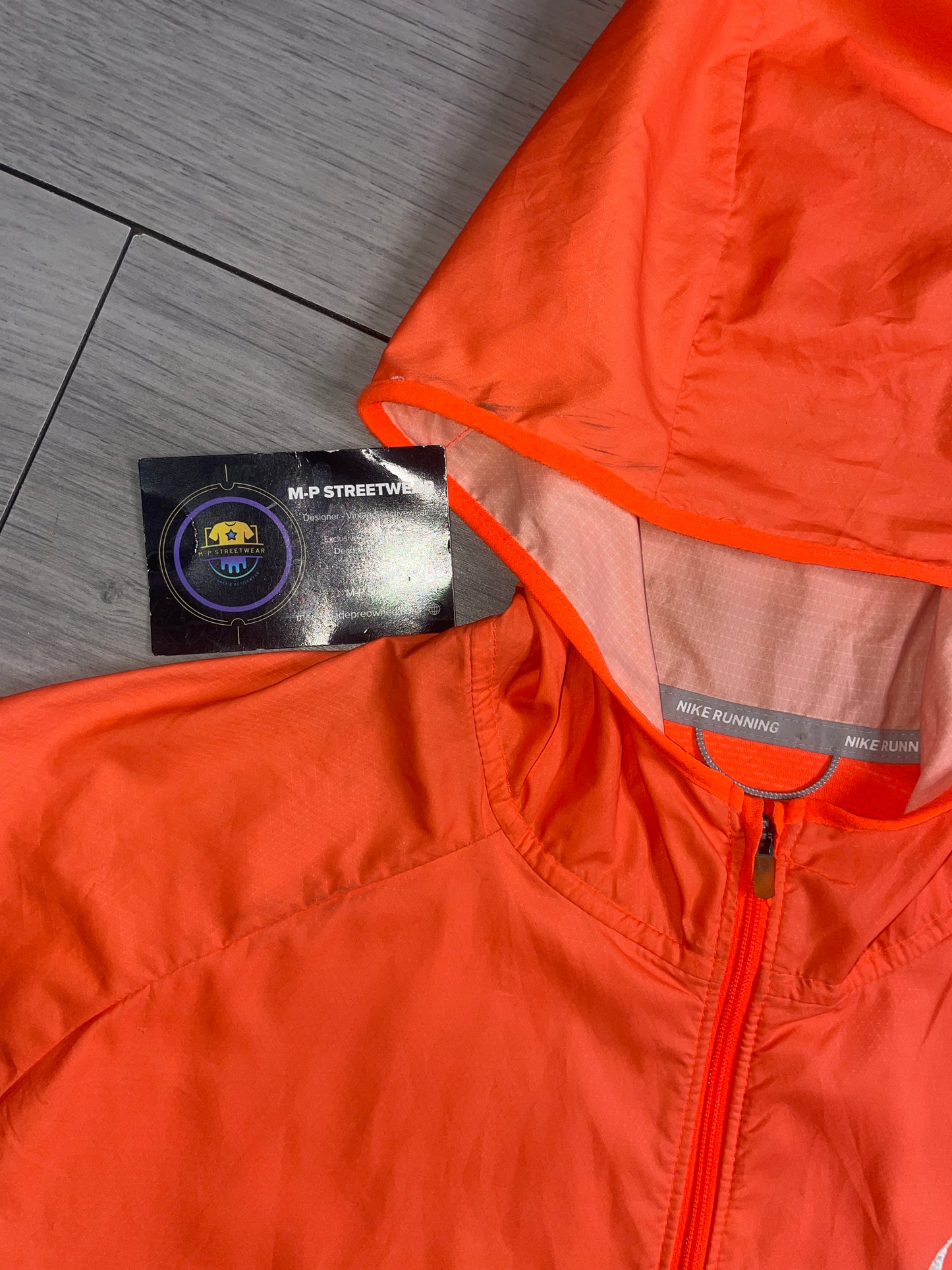 Nike Gradient Sunset Windbreaker (M)