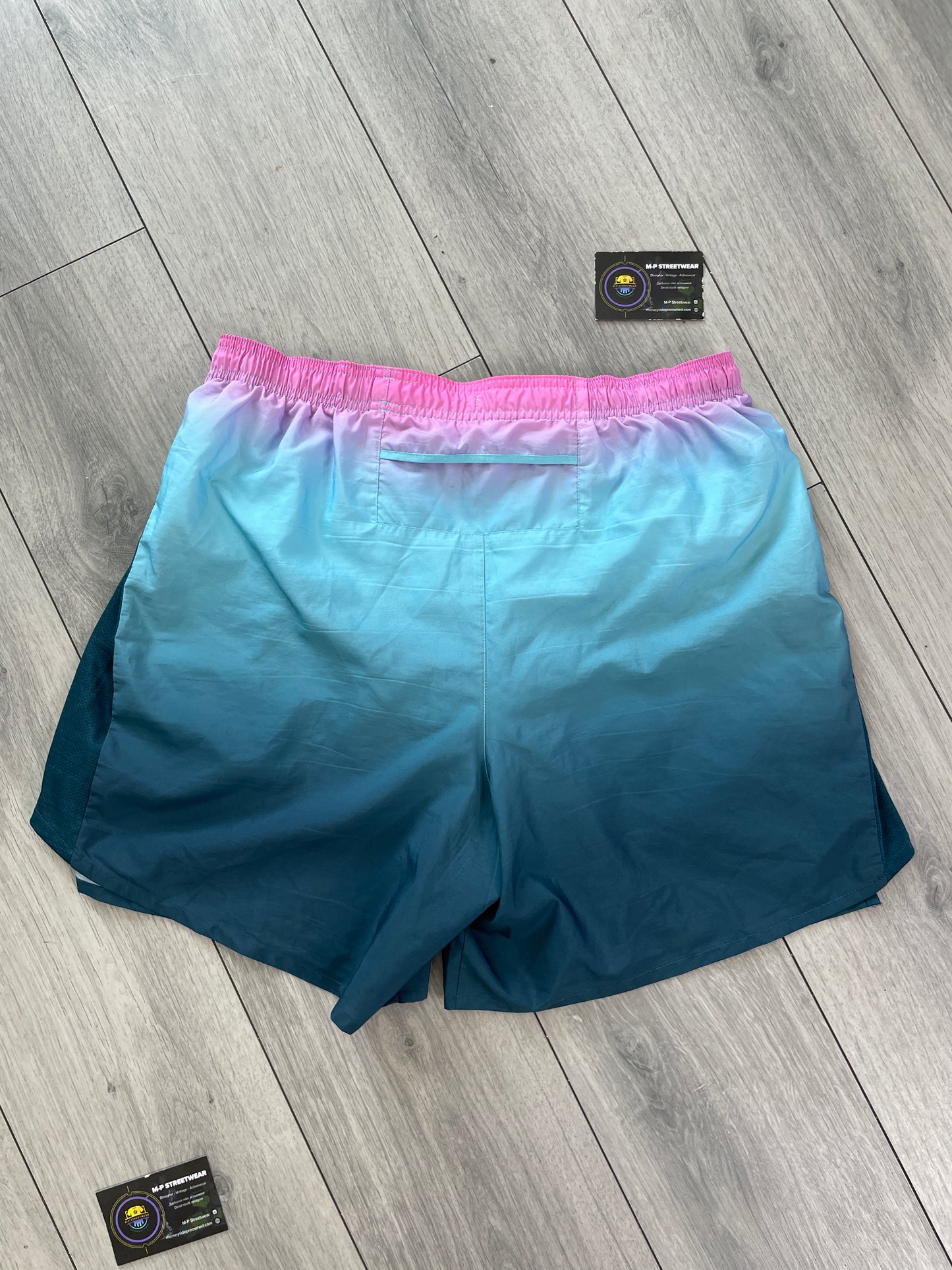 Nike Gradient Shorts (XXL)