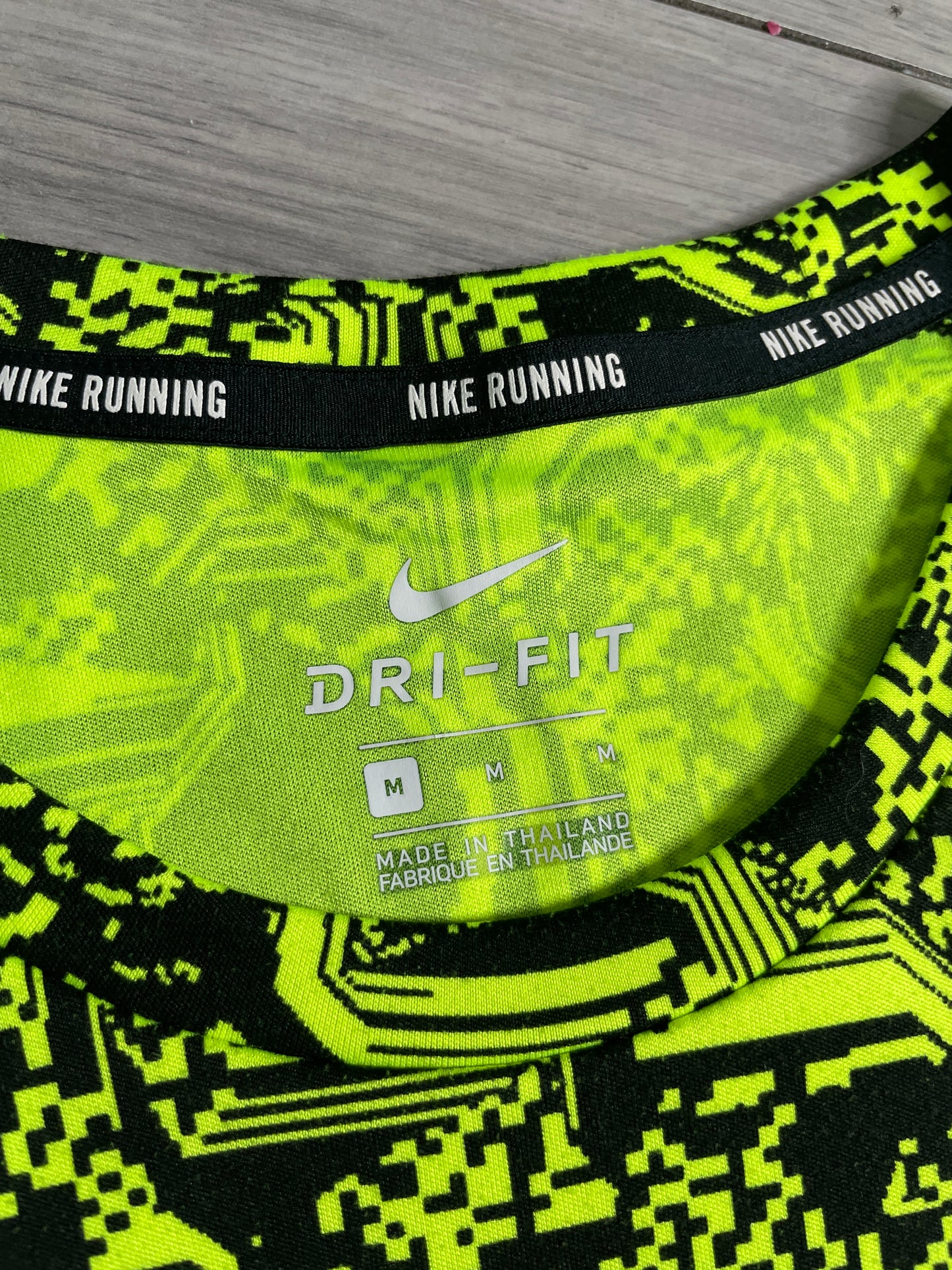 Nike Digital Neon T 👾