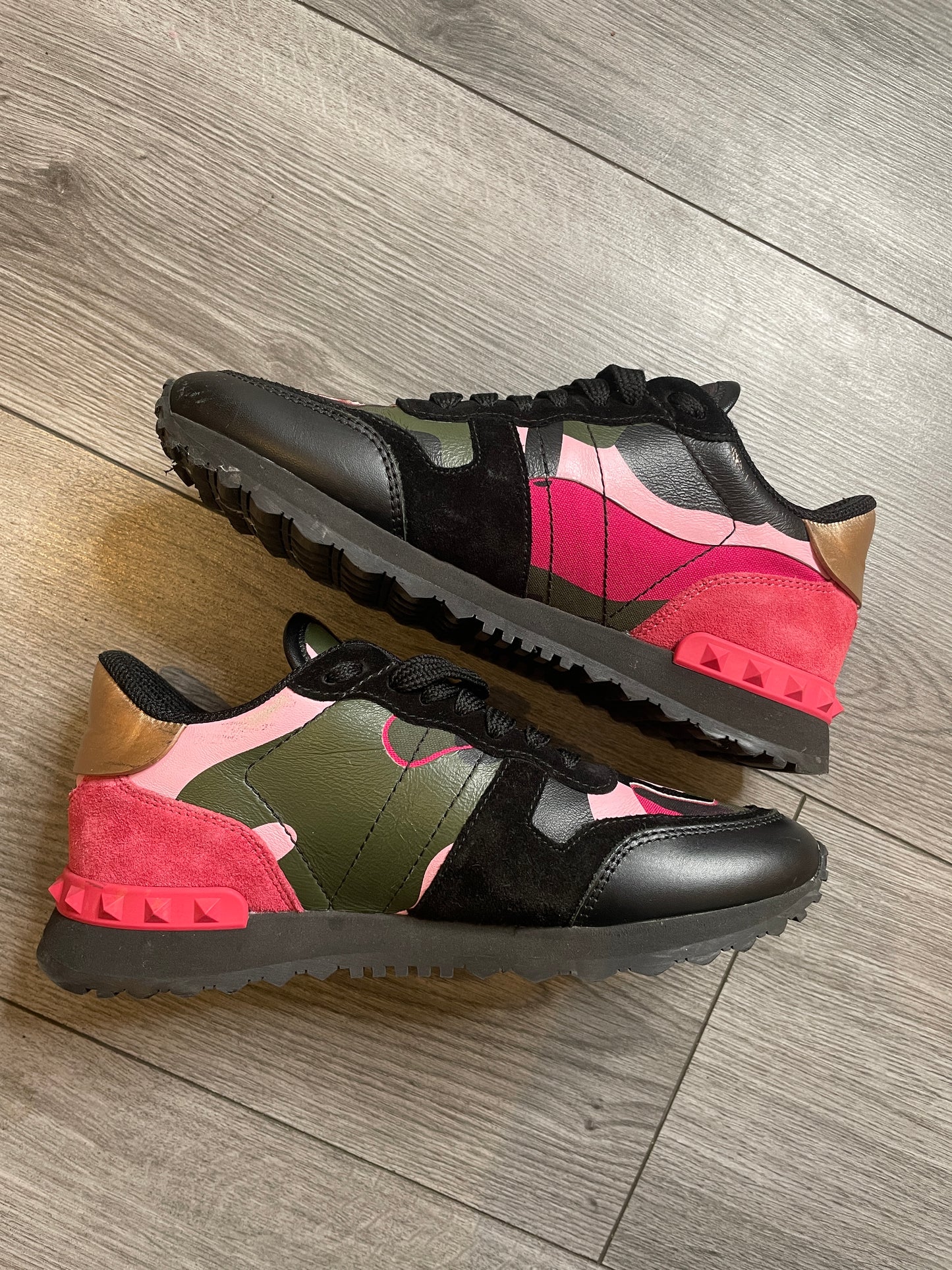 Valentino rockrunners