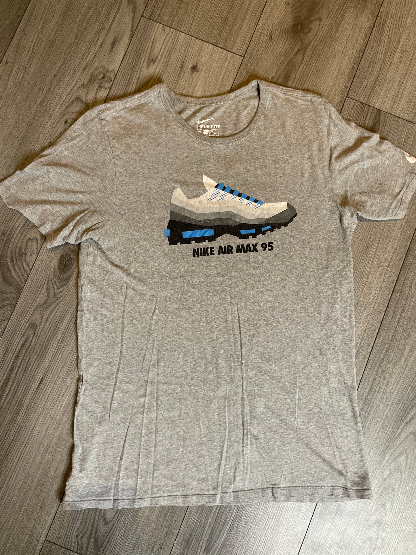 Nike Airmax crystal blue tshirt
