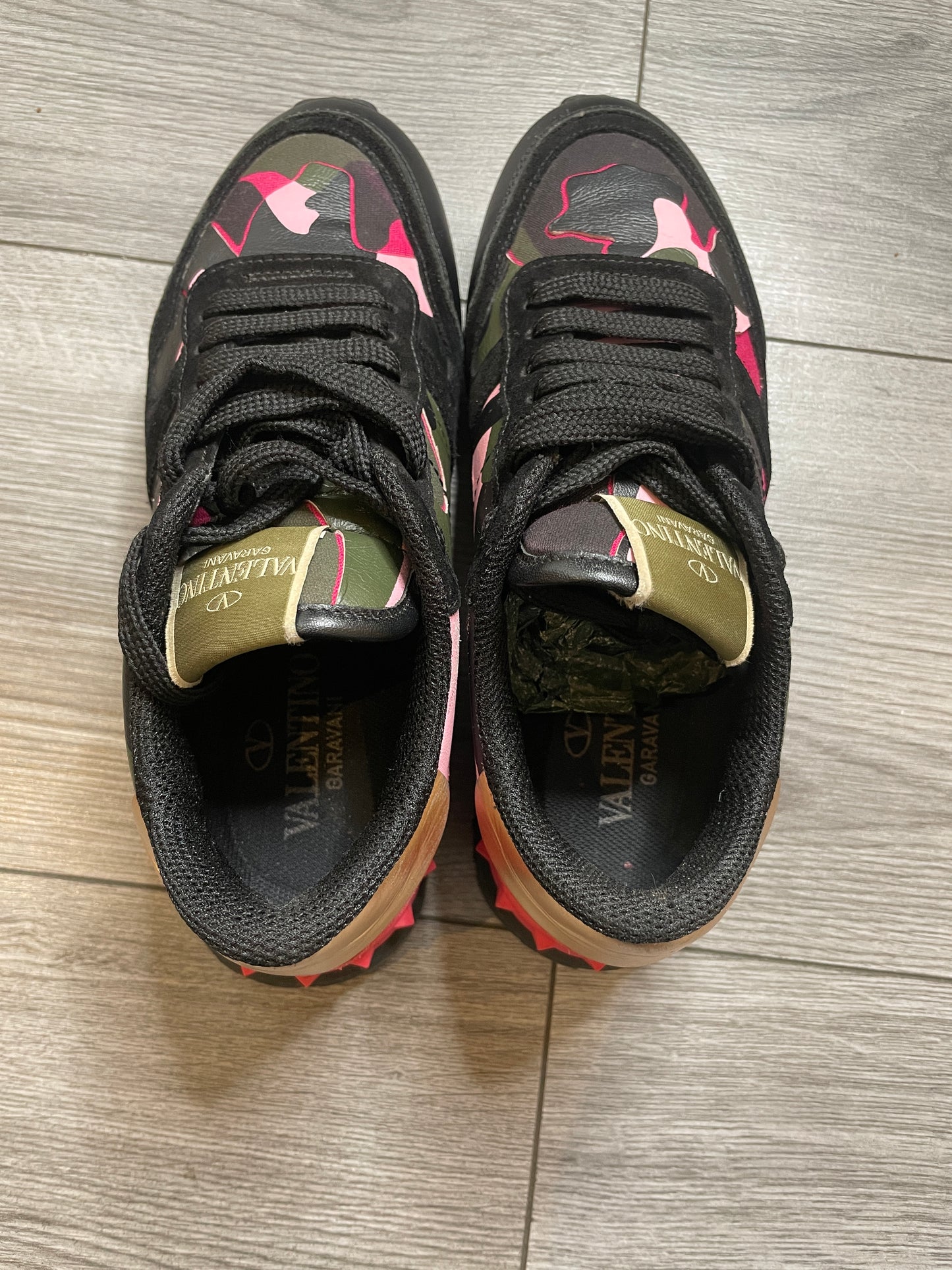 Valentino rockrunners