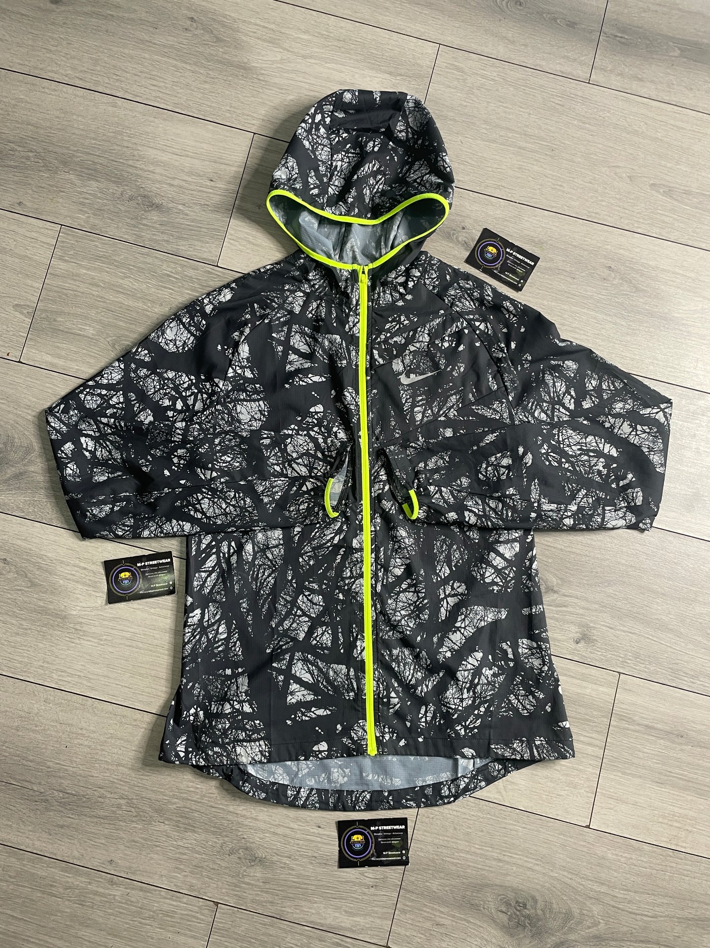 Nike Enchanted Forest Windbreaker Womens (M)