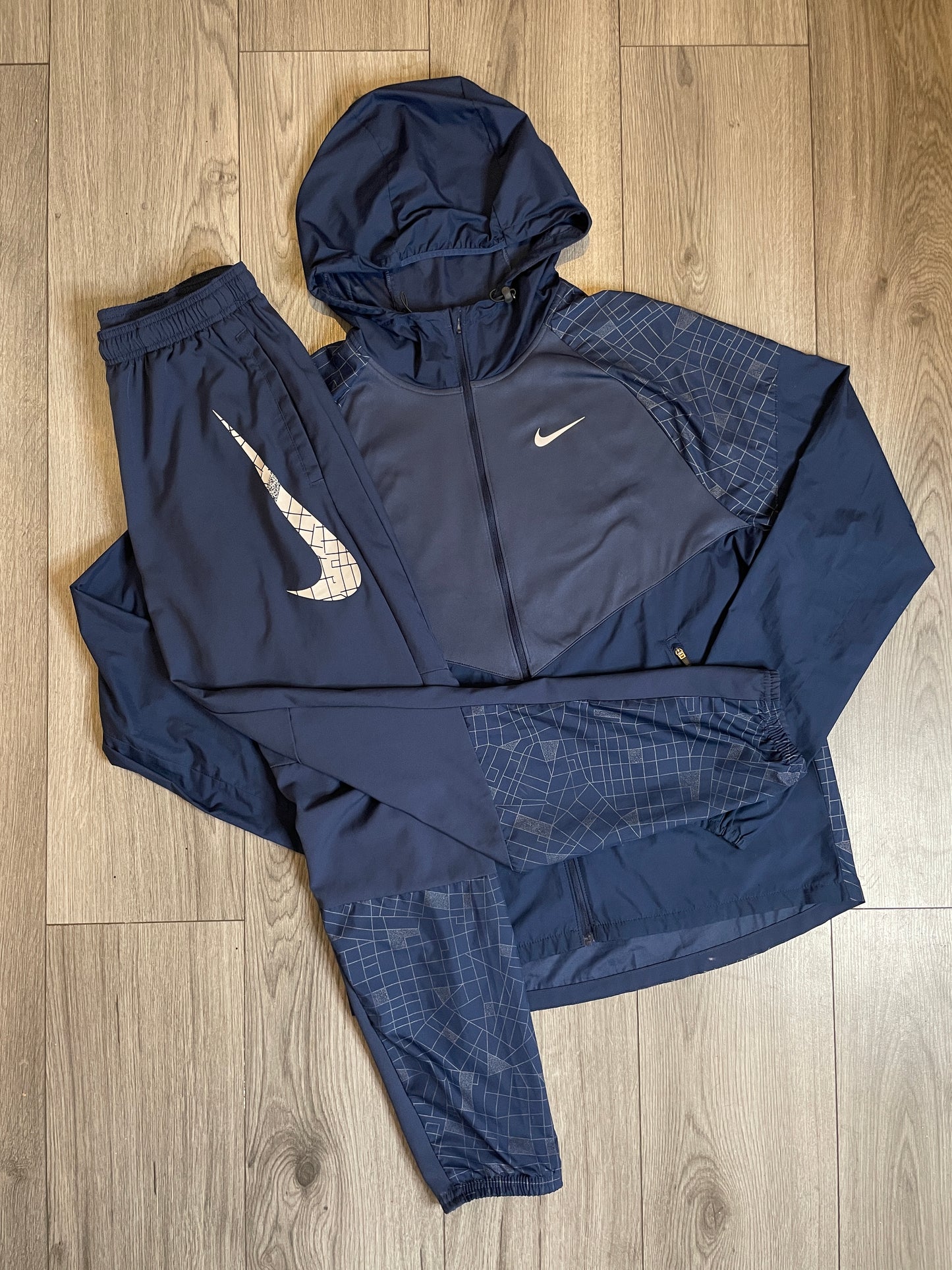 Nike Running Run Division Flash