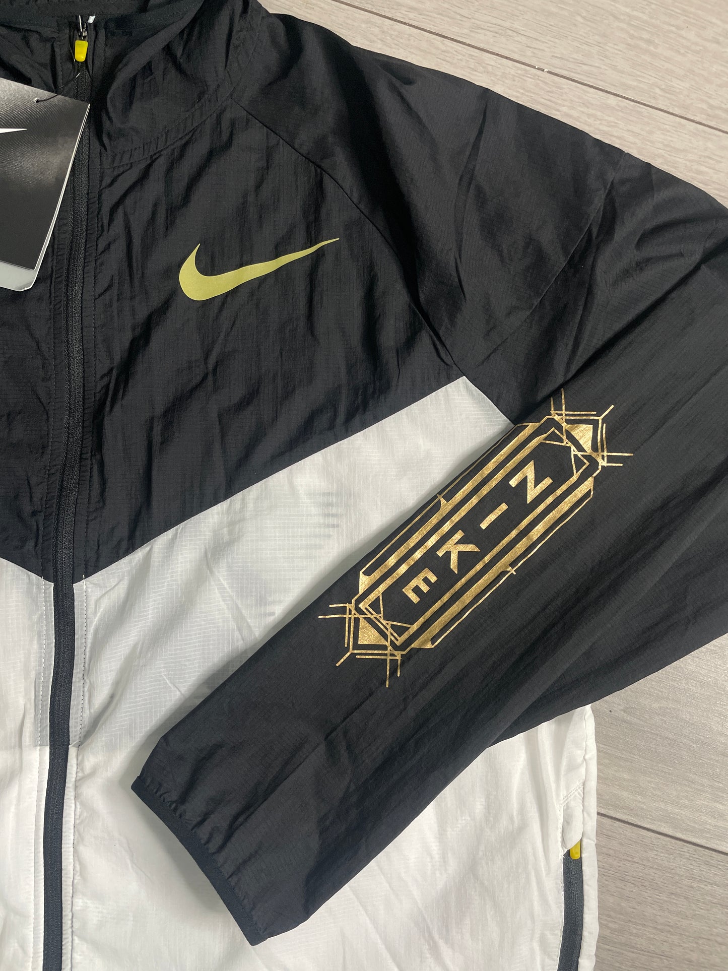Nike Shanghai Windbreaker