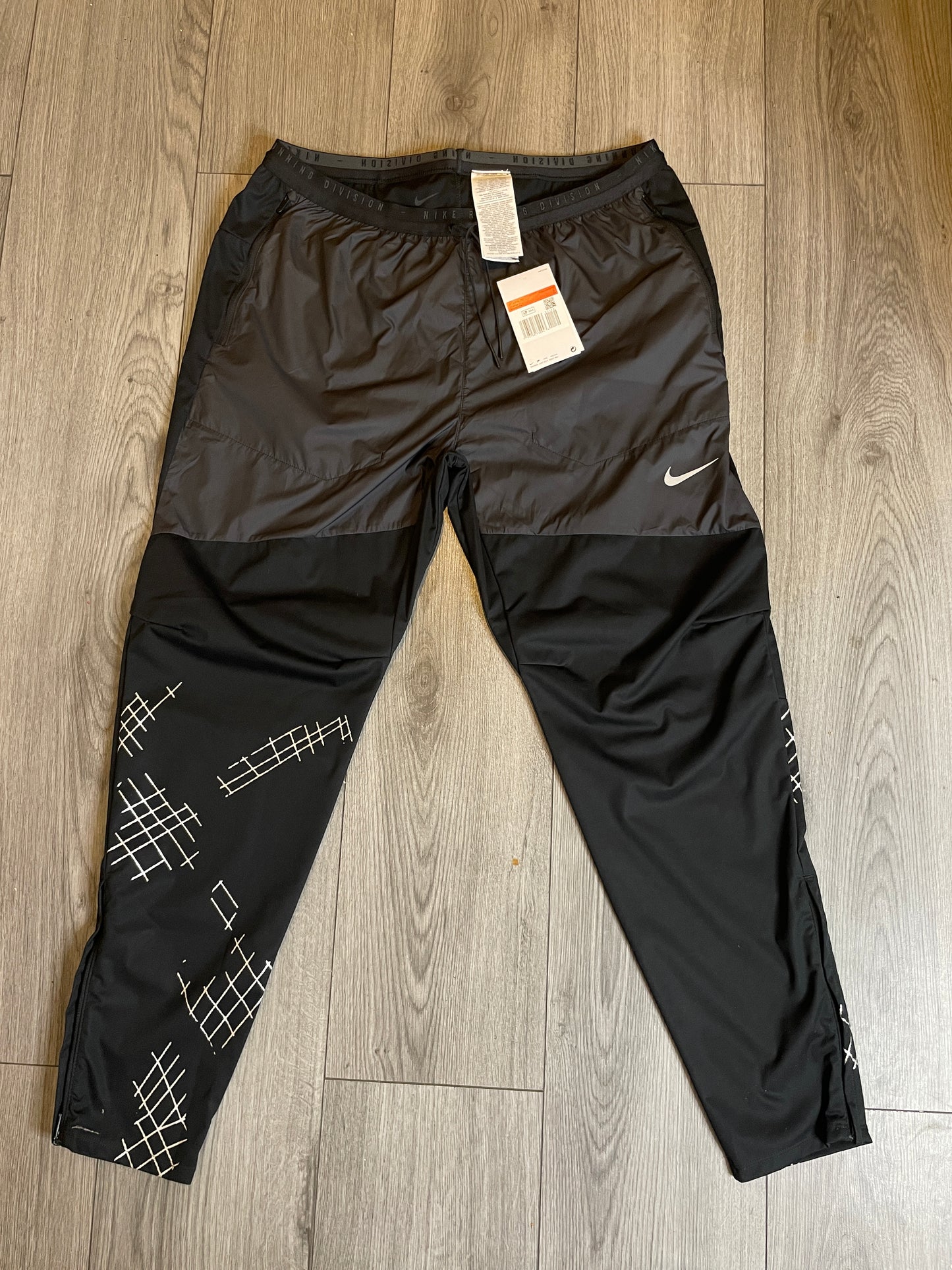 Nike Running Division Set