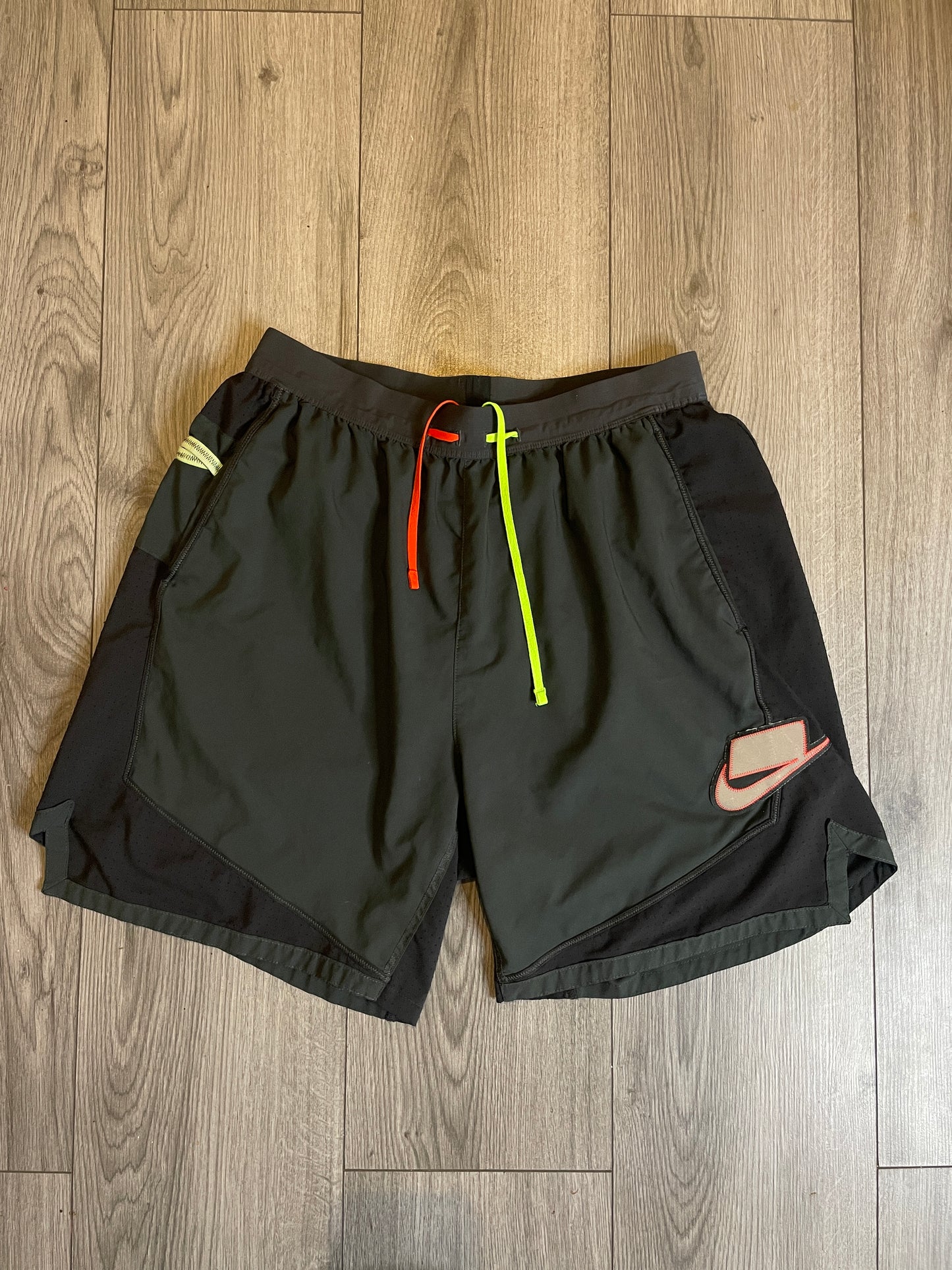 Nike Wild-Run Meekz set